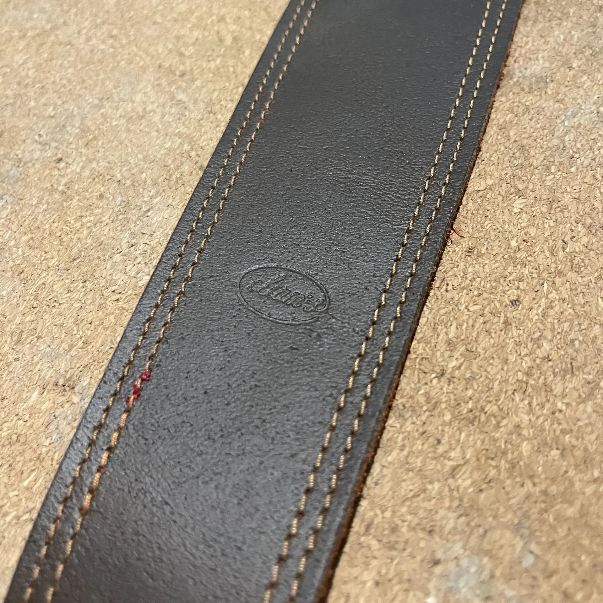 https://www.thestring.nl/web/image/product.image/1247/image_1920/