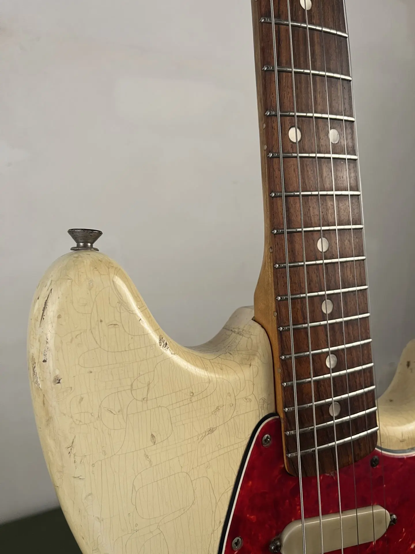 https://www.thestring.nl/web/image/product.image/1281/image_1920/