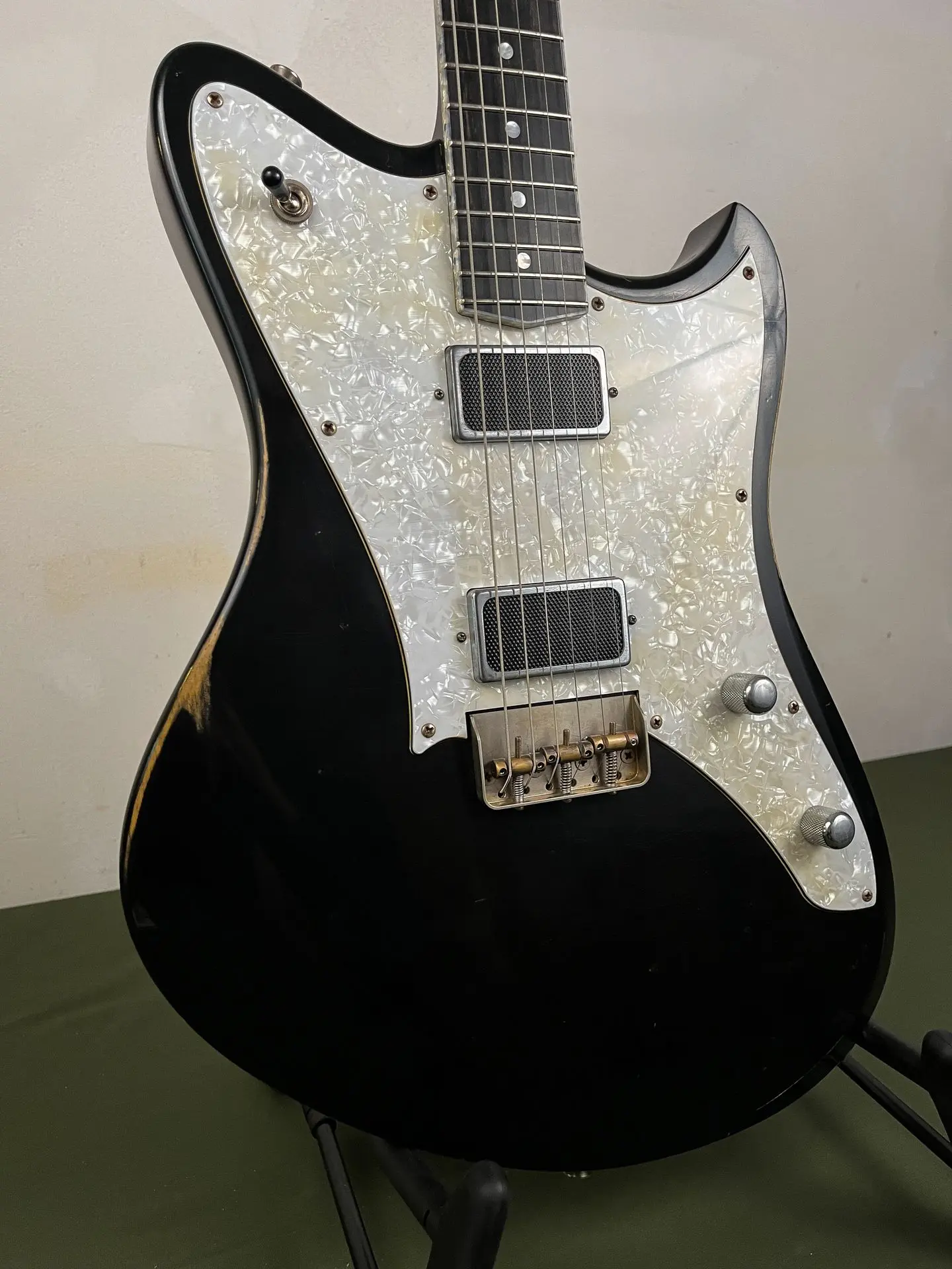 https://www.thestring.nl/web/image/product.image/1312/image_1920/