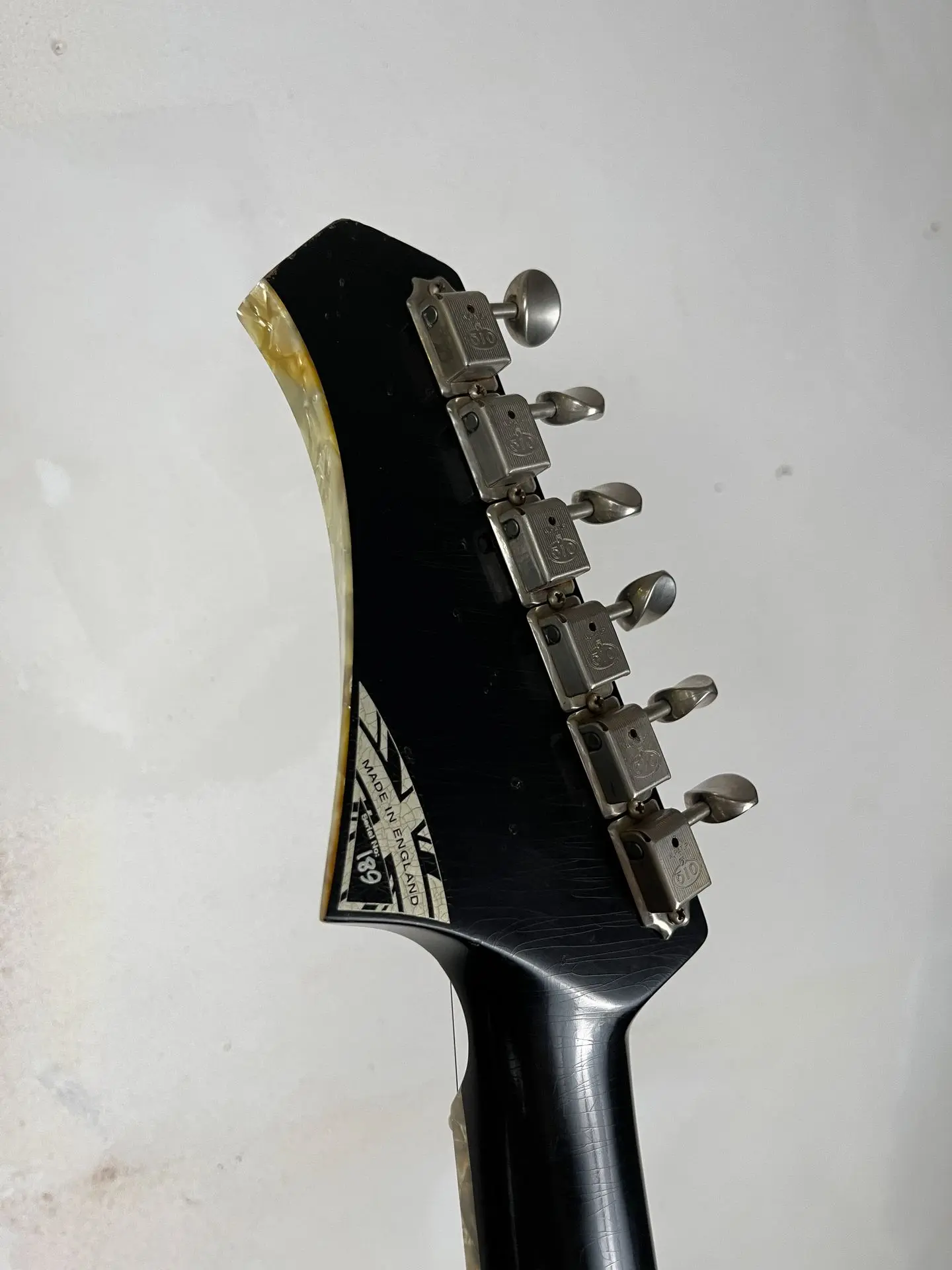 https://www.thestring.nl/web/image/product.image/1317/image_1920/