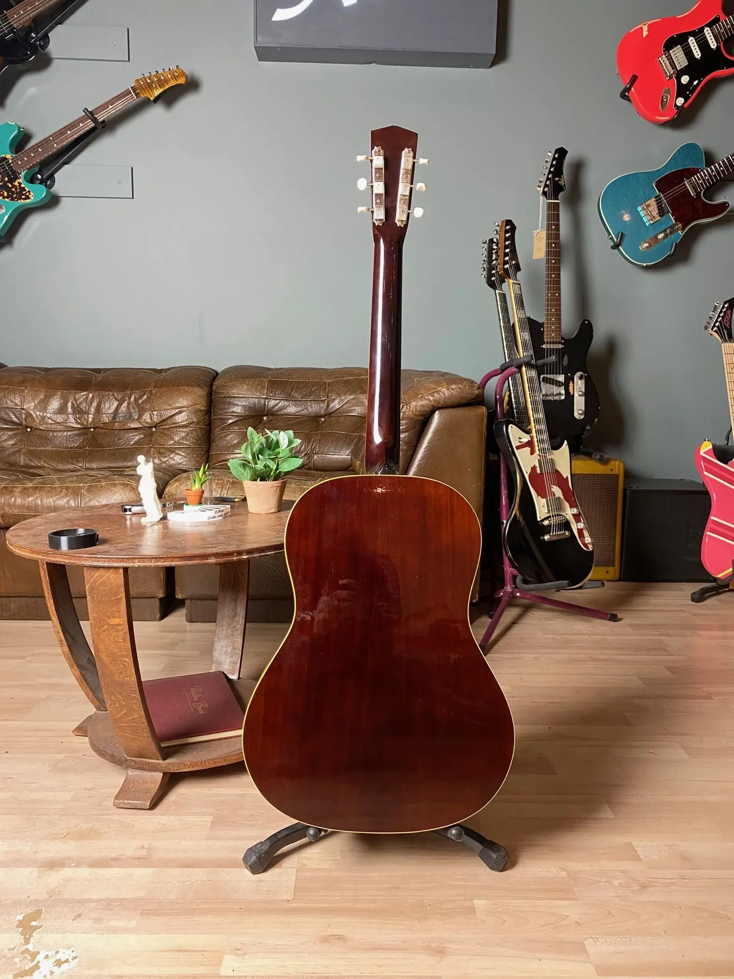 https://www.thestring.nl/web/image/product.image/132/image_1920/