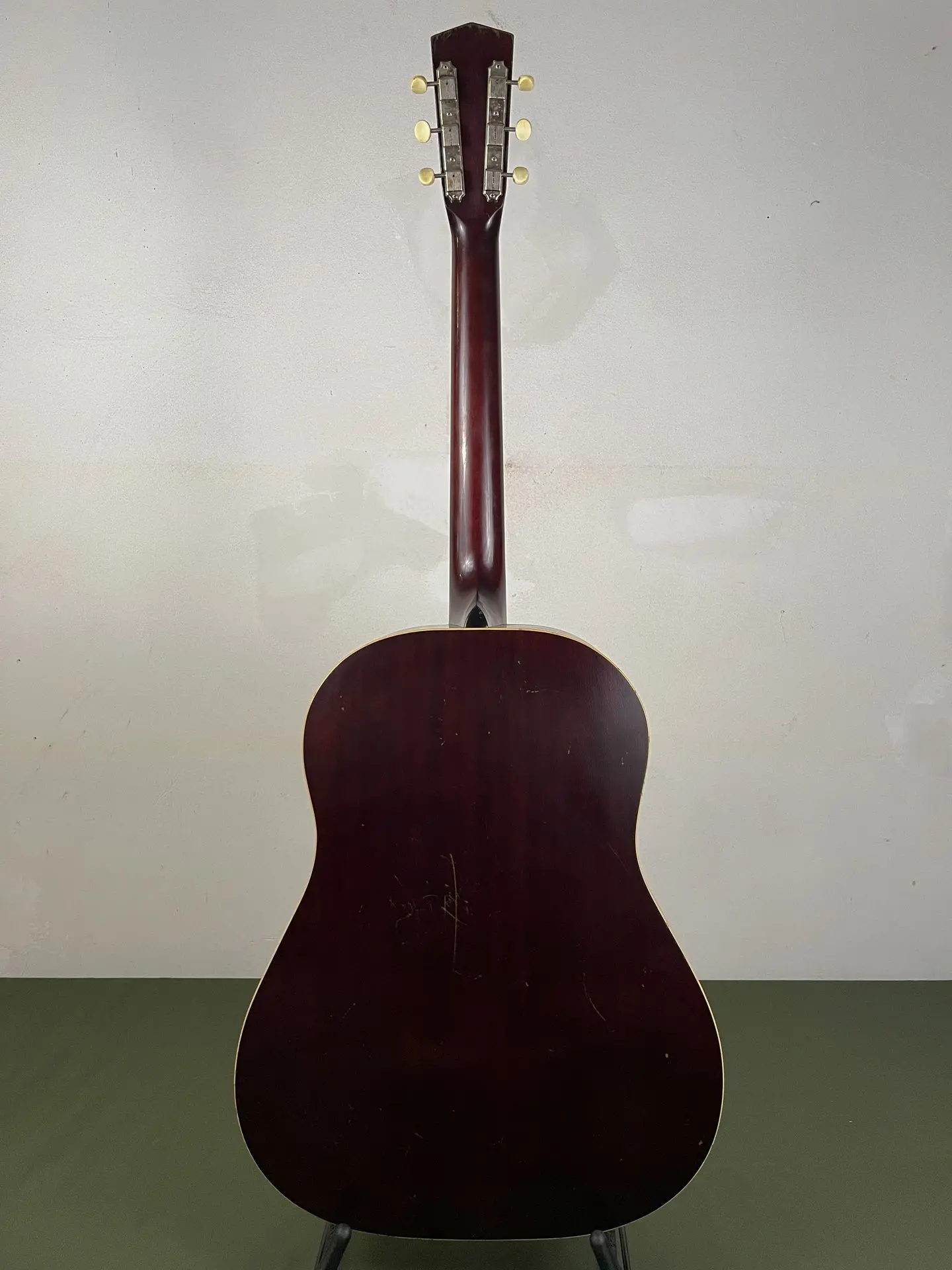 https://www.thestring.nl/web/image/product.image/1321/image_1920/