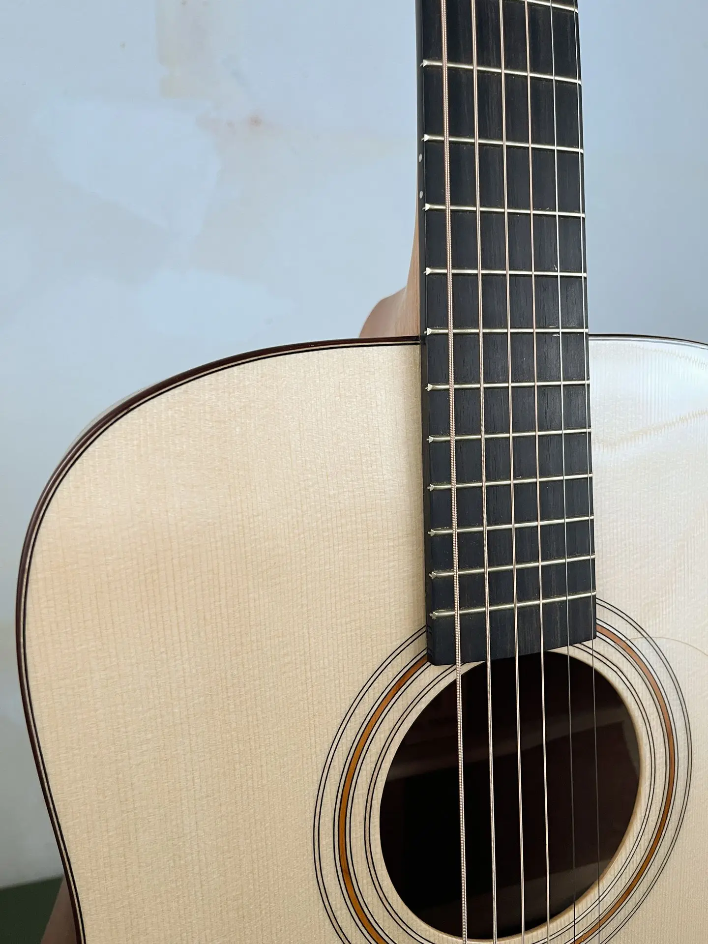 https://www.thestring.nl/web/image/product.image/1329/image_1920/