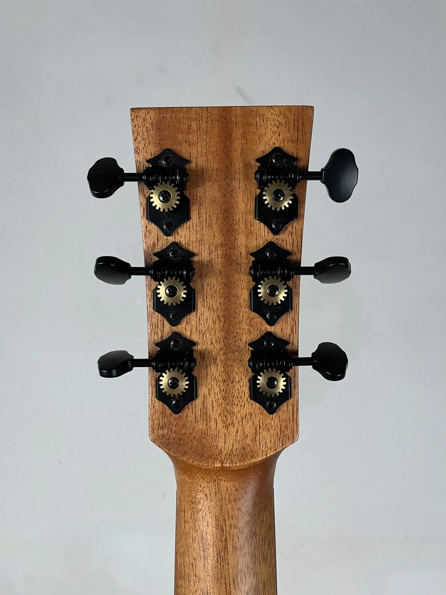https://www.thestring.nl/web/image/product.image/1330/image_1920/