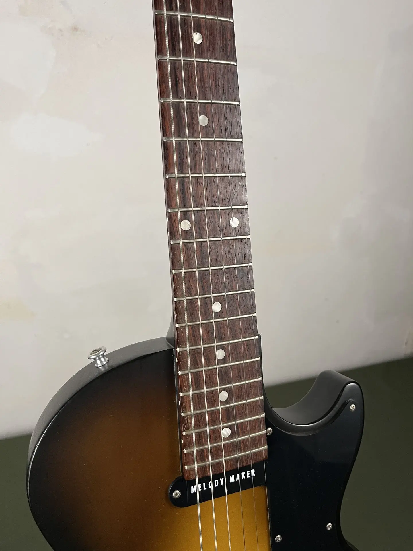https://www.thestring.nl/web/image/product.image/1366/image_1920/