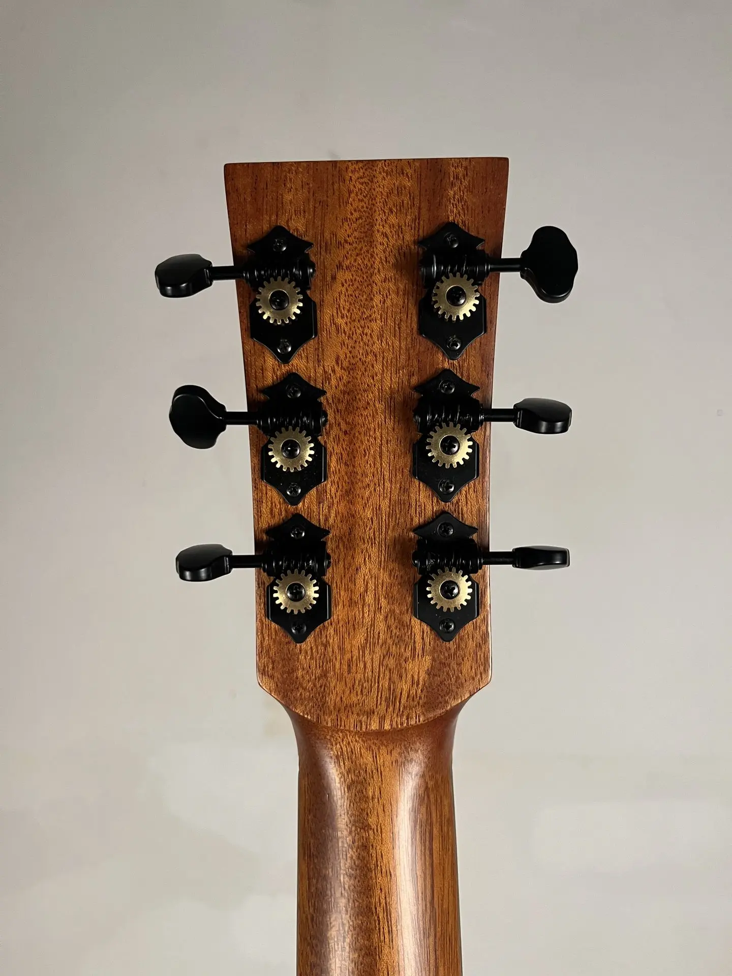 https://www.thestring.nl/web/image/product.image/1378/image_1920/