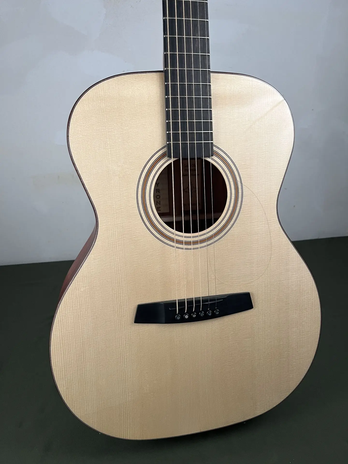 https://www.thestring.nl/web/image/product.image/1389/image_1920/
