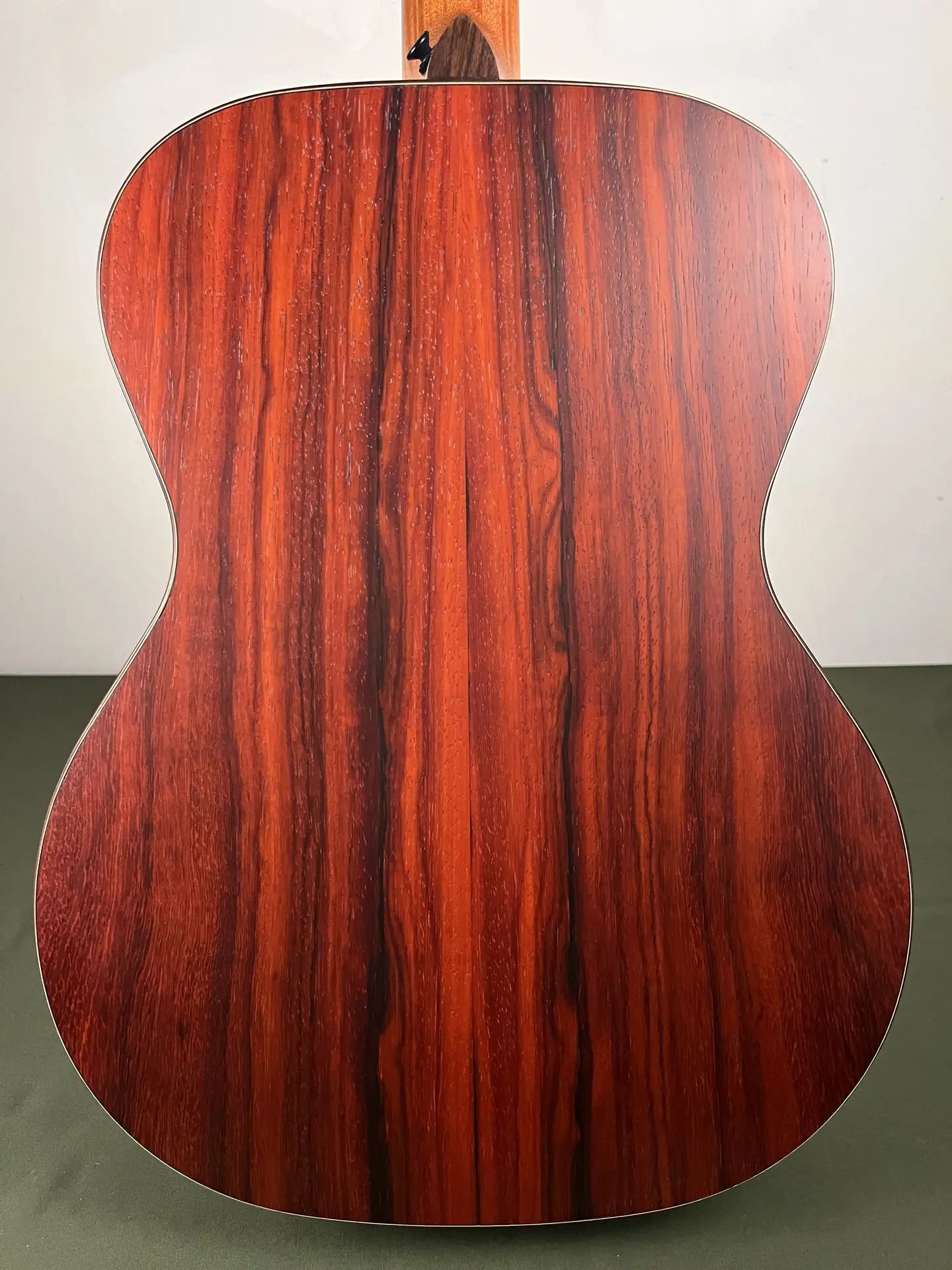 https://www.thestring.nl/web/image/product.image/1394/image_1920/