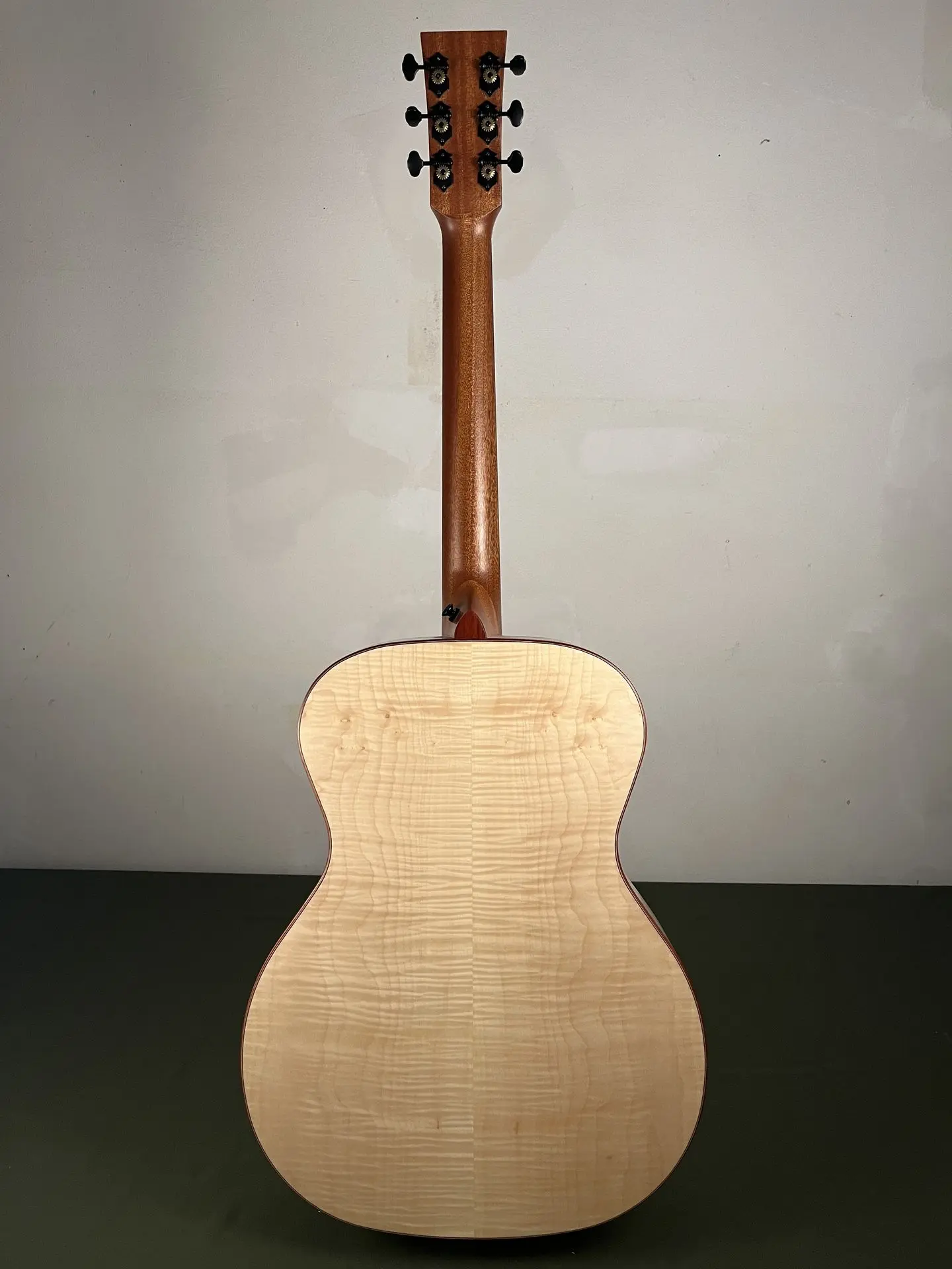 https://www.thestring.nl/web/image/product.image/1400/image_1920/