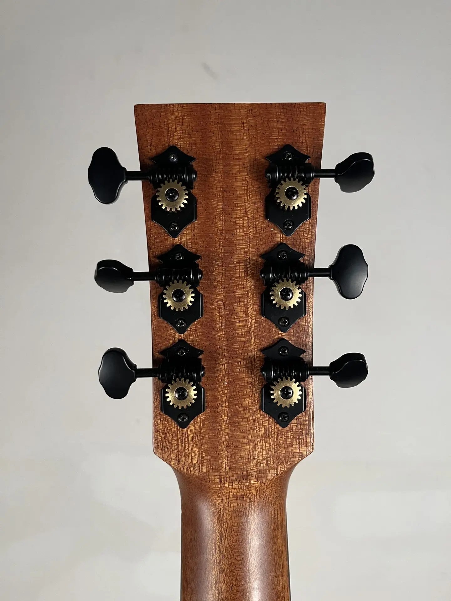 https://www.thestring.nl/web/image/product.image/1401/image_1920/