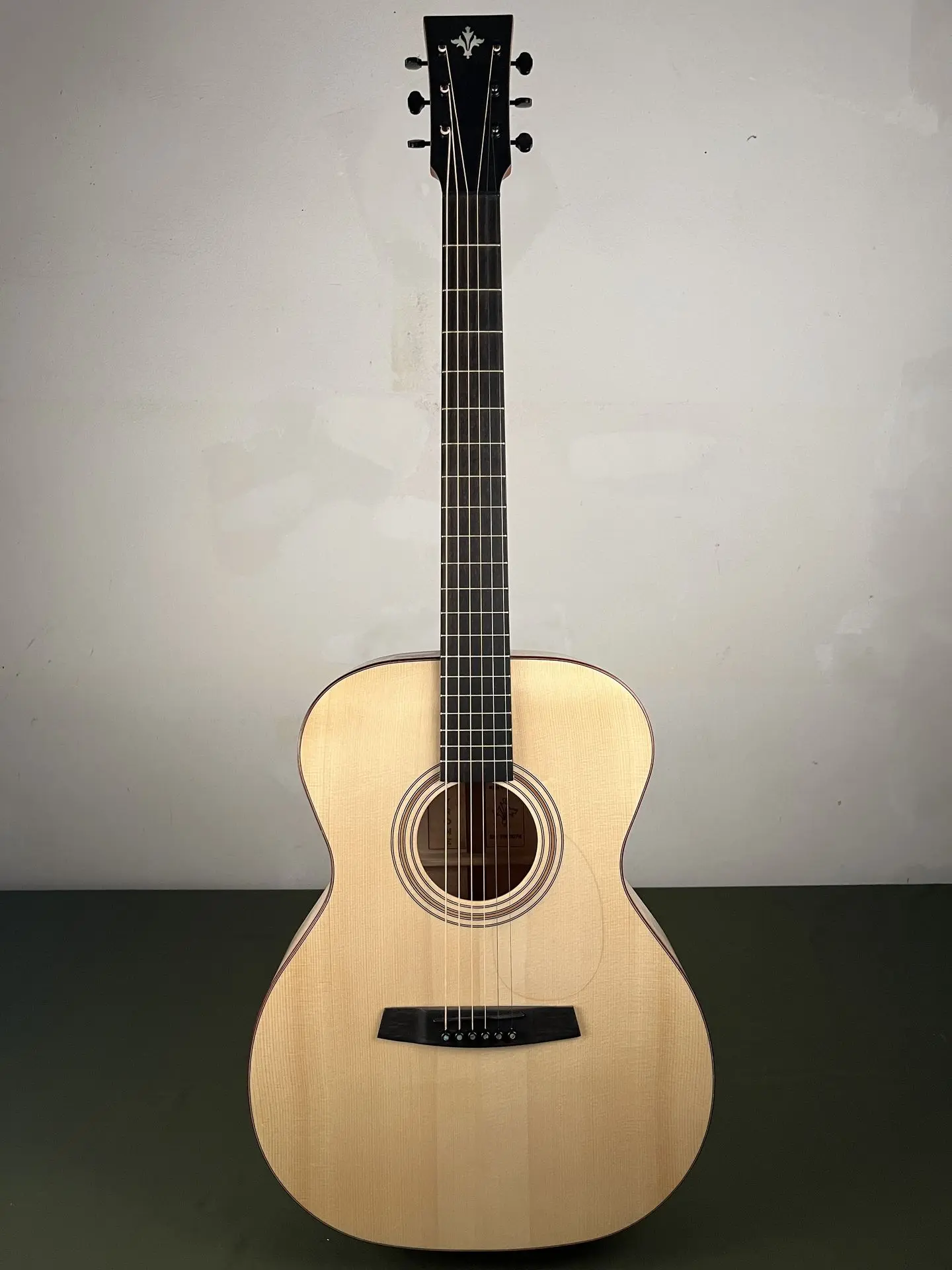 https://www.thestring.nl/web/image/product.image/1403/image_1920/