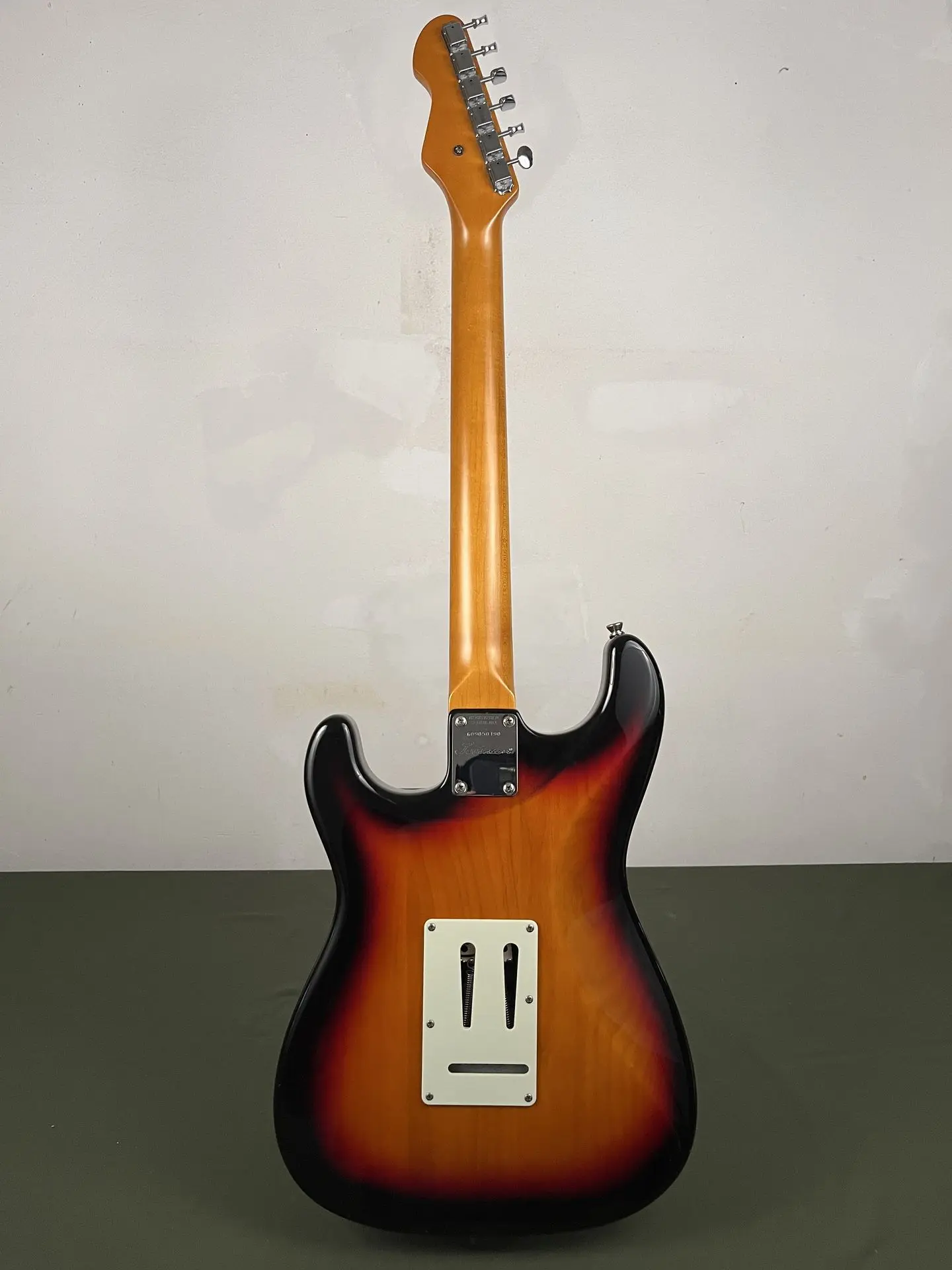 https://www.thestring.nl/web/image/product.image/1417/image_1920/