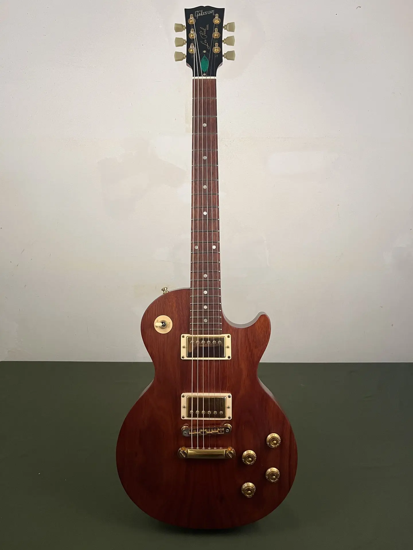 https://www.thestring.nl/web/image/product.image/1443/image_1920/