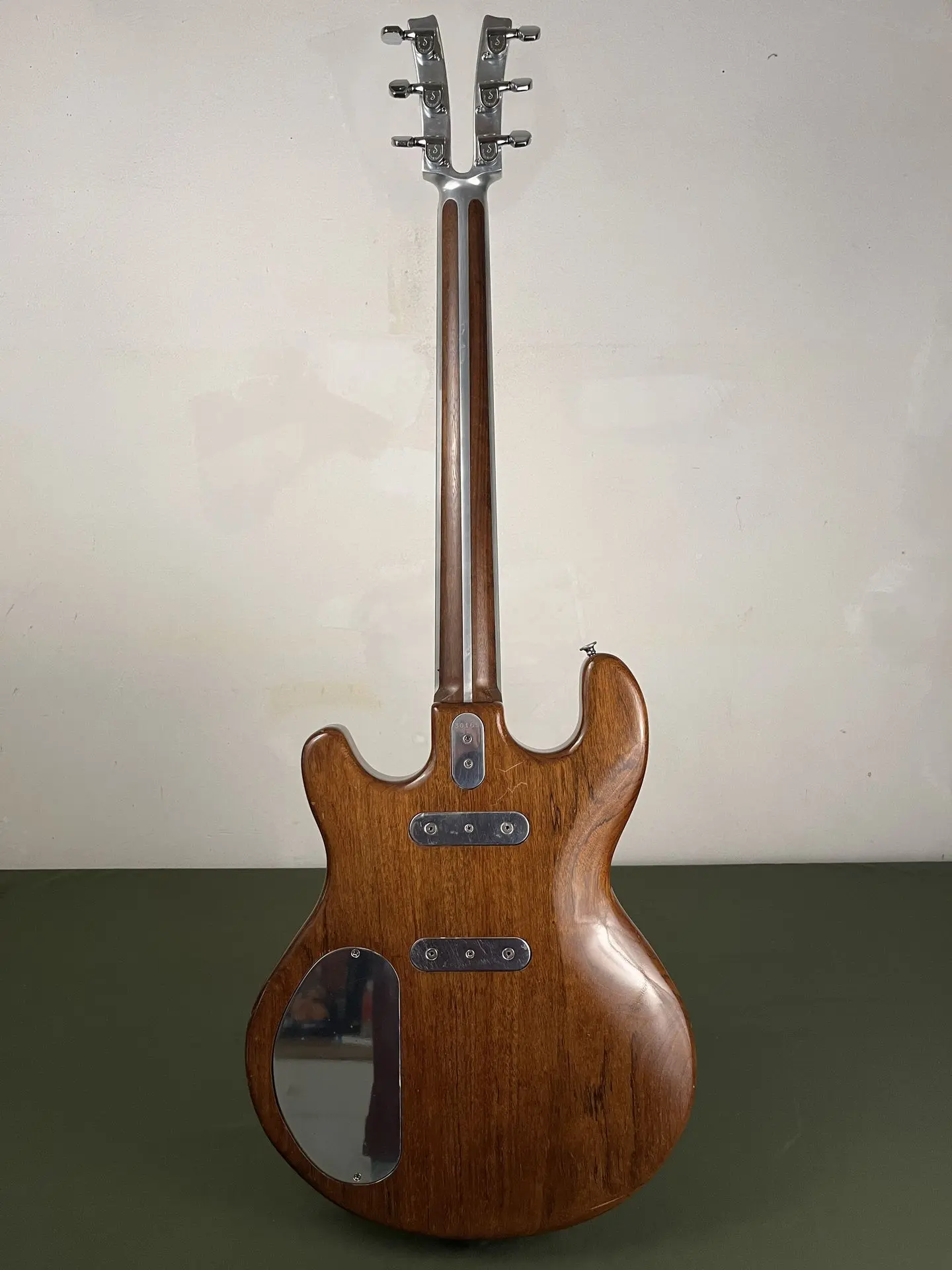 https://www.thestring.nl/web/image/product.image/1461/image_1920/
