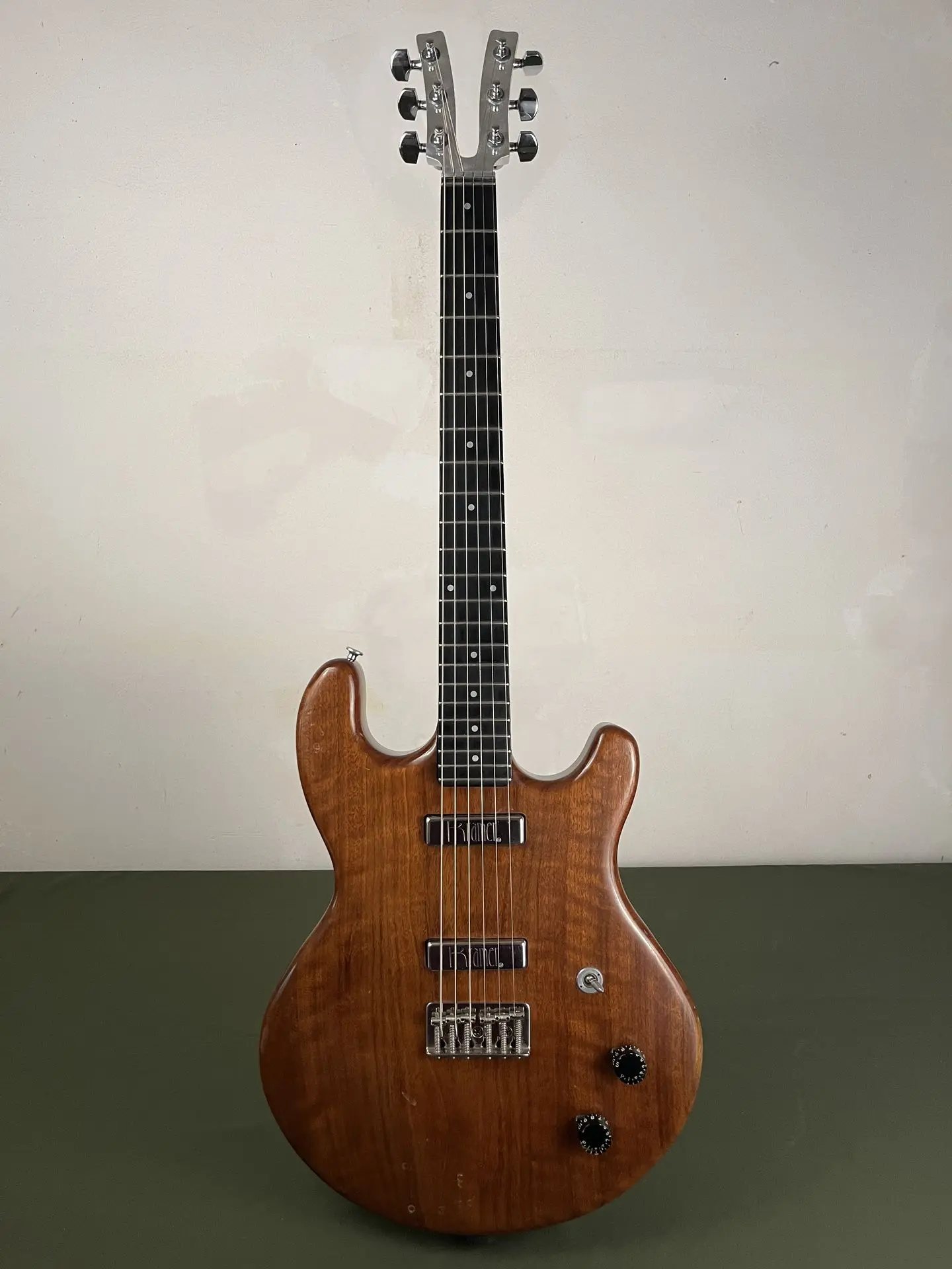 https://www.thestring.nl/web/image/product.image/1462/image_1920/