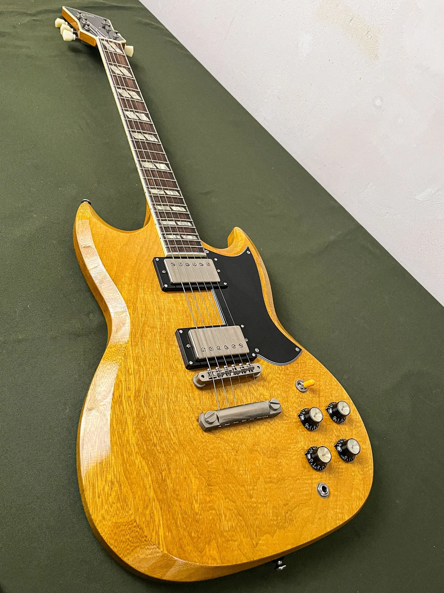 https://www.thestring.nl/web/image/product.image/1496/image_1920/