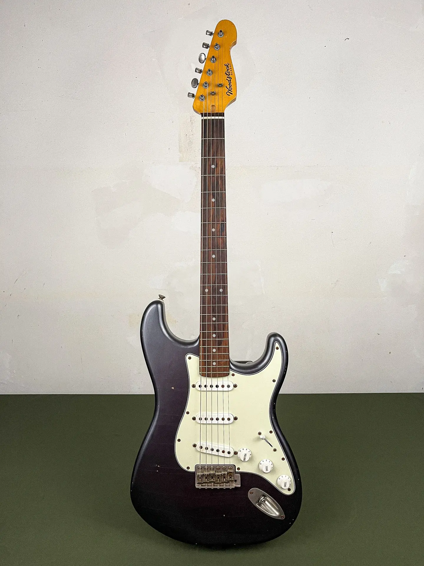 https://www.thestring.nl/web/image/product.image/1579/image_1920/