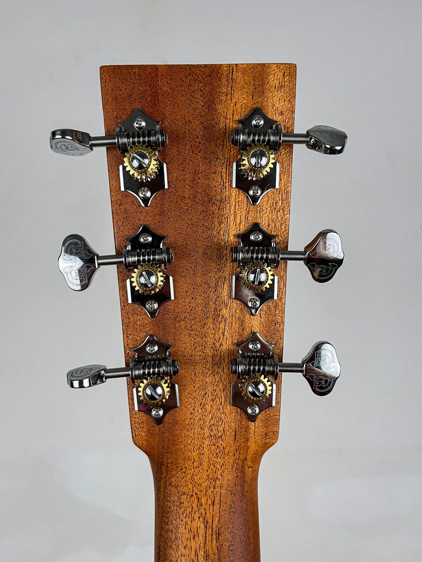 https://www.thestring.nl/web/image/product.image/1604/image_1920/