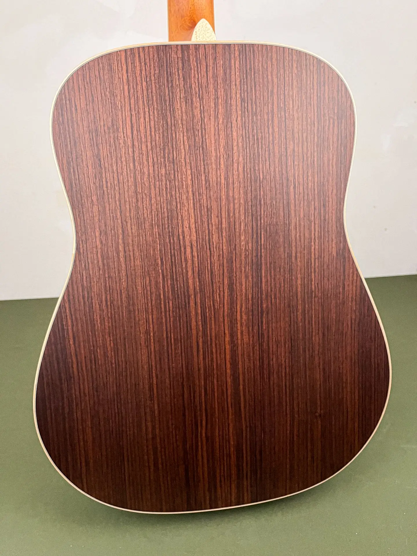 https://www.thestring.nl/web/image/product.image/1607/image_1920/