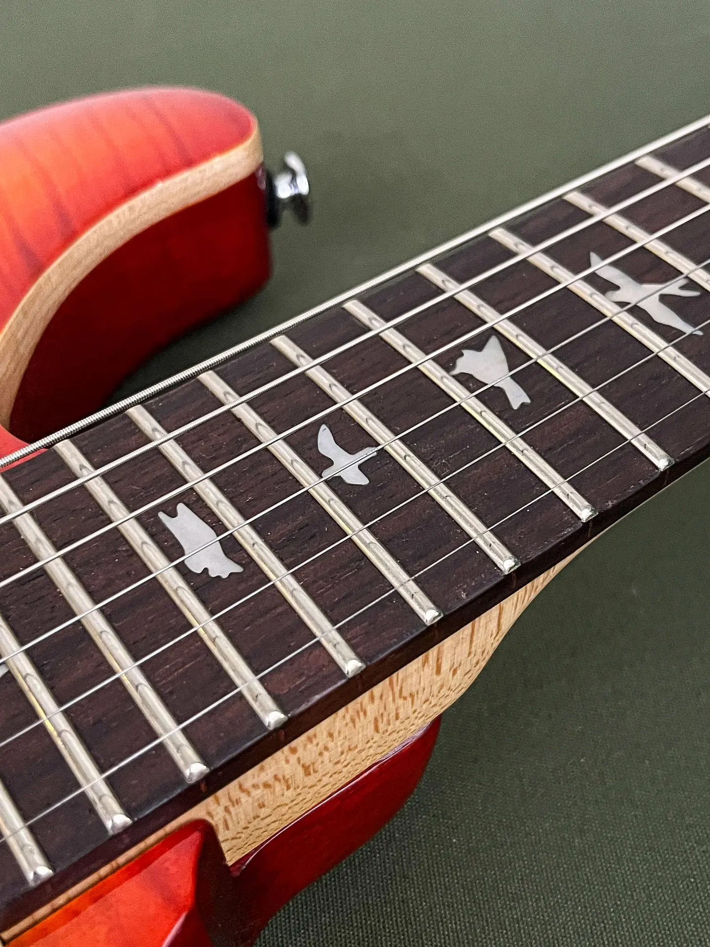 https://www.thestring.nl/web/image/product.image/1675/image_1920/