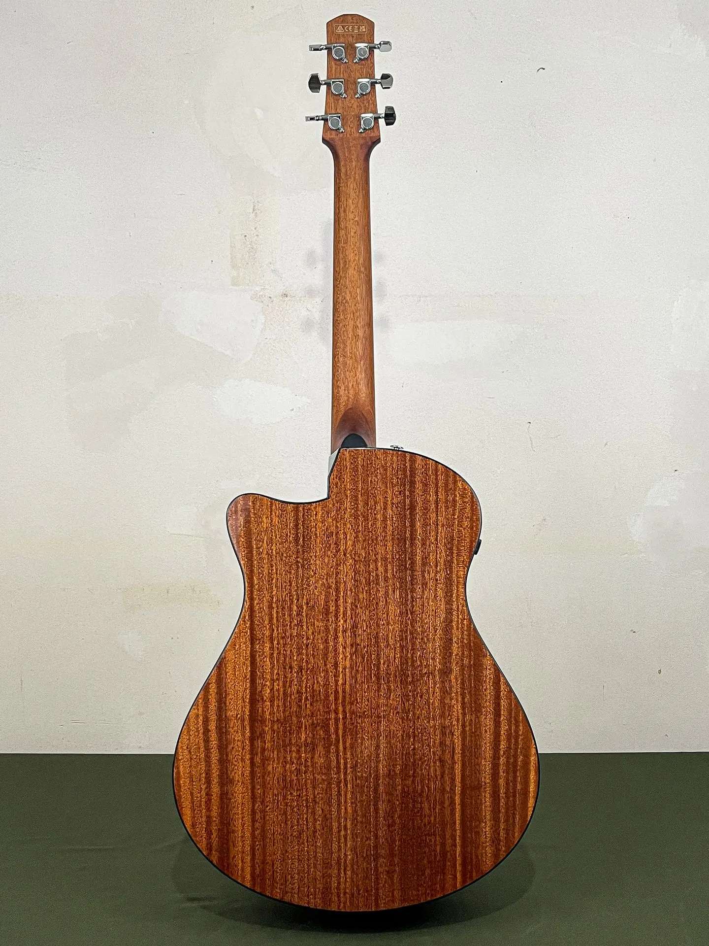 https://www.thestring.nl/web/image/product.image/1693/image_1920/