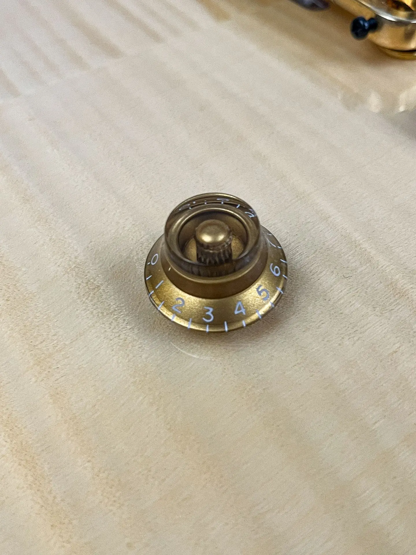 https://www.thestring.nl/web/image/product.image/1706/image_1920/