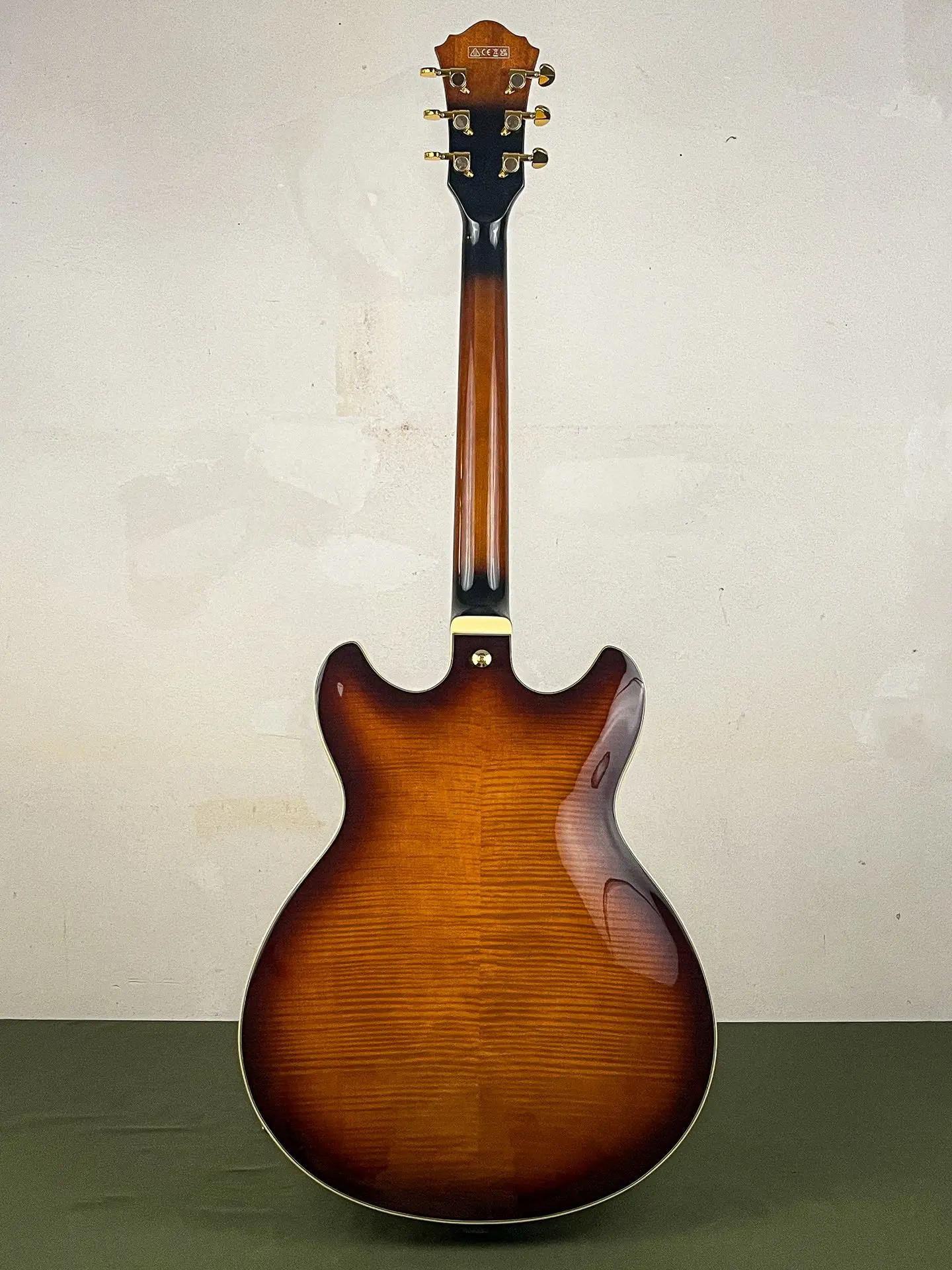 https://www.thestring.nl/web/image/product.image/1727/image_1920/
