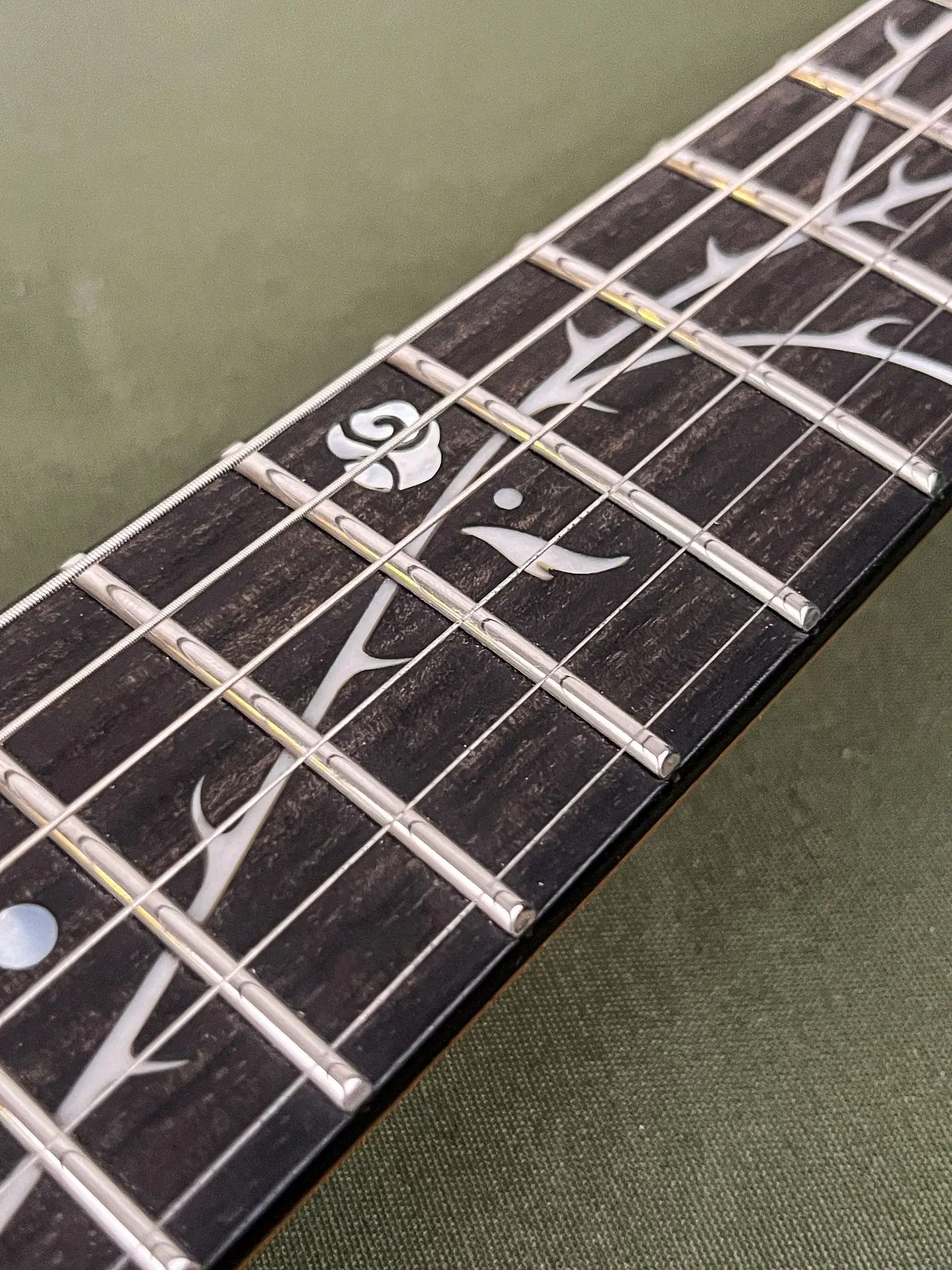 https://www.thestring.nl/web/image/product.image/1770/image_1920/