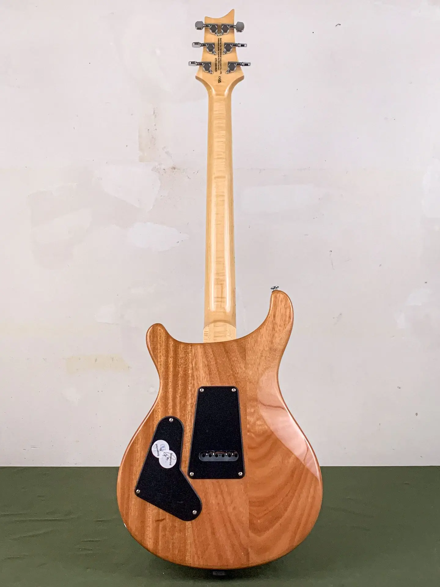 https://www.thestring.nl/web/image/product.image/1812/image_1920/