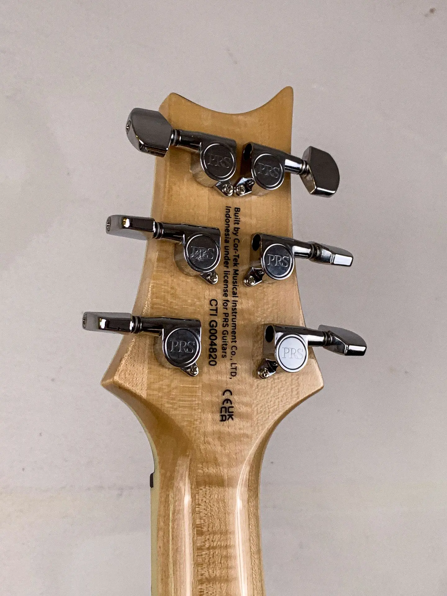 https://www.thestring.nl/web/image/product.image/1815/image_1920/