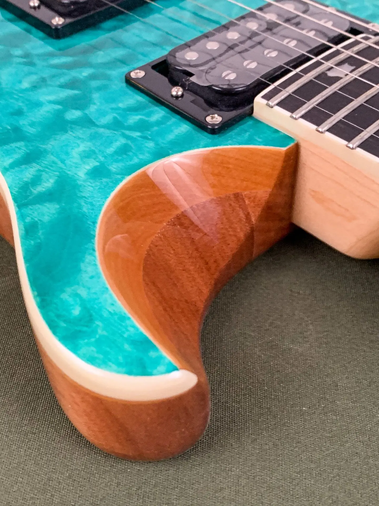 https://www.thestring.nl/web/image/product.image/1818/image_1920/