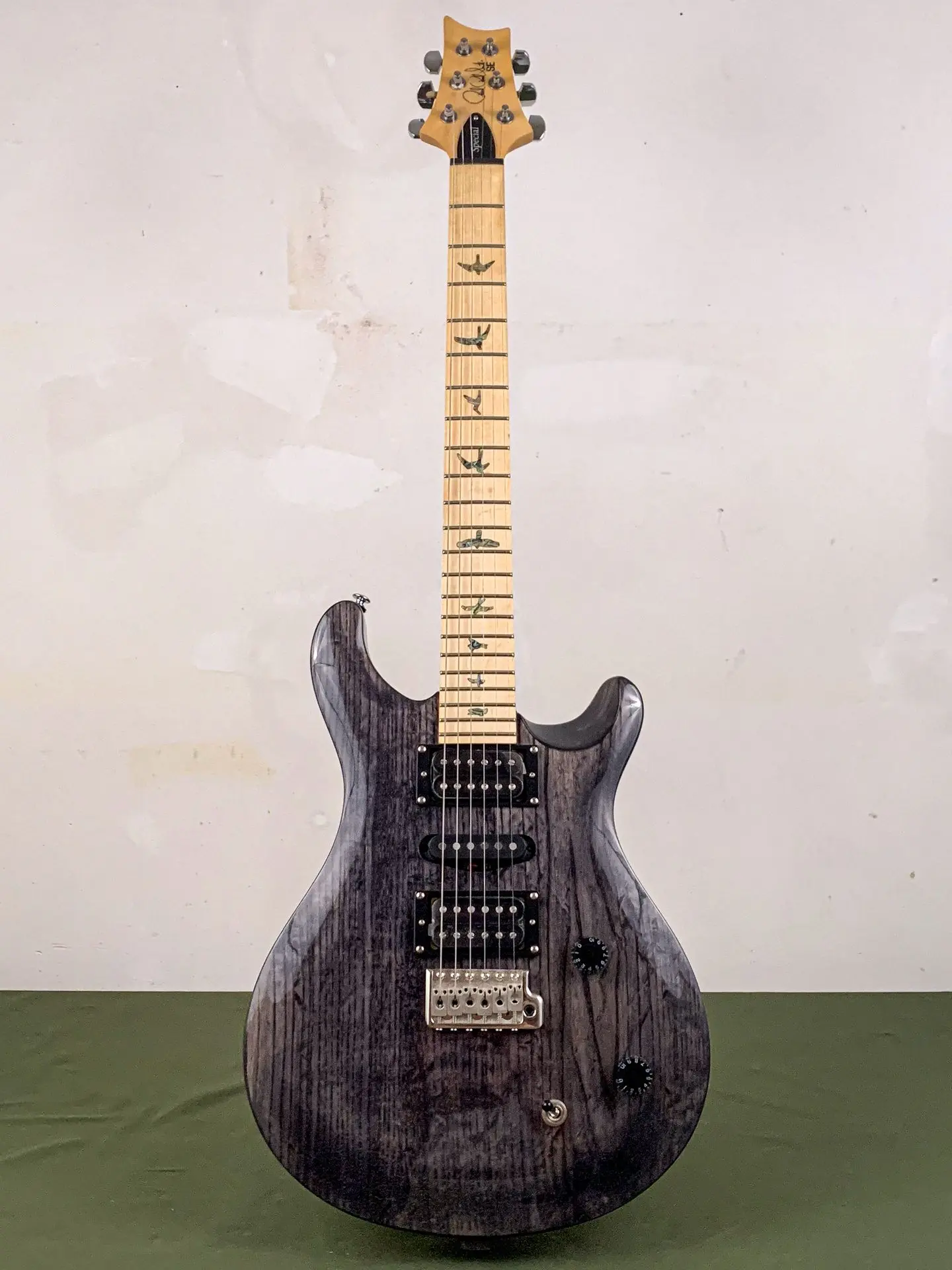 https://www.thestring.nl/web/image/product.image/1825/image_1920/