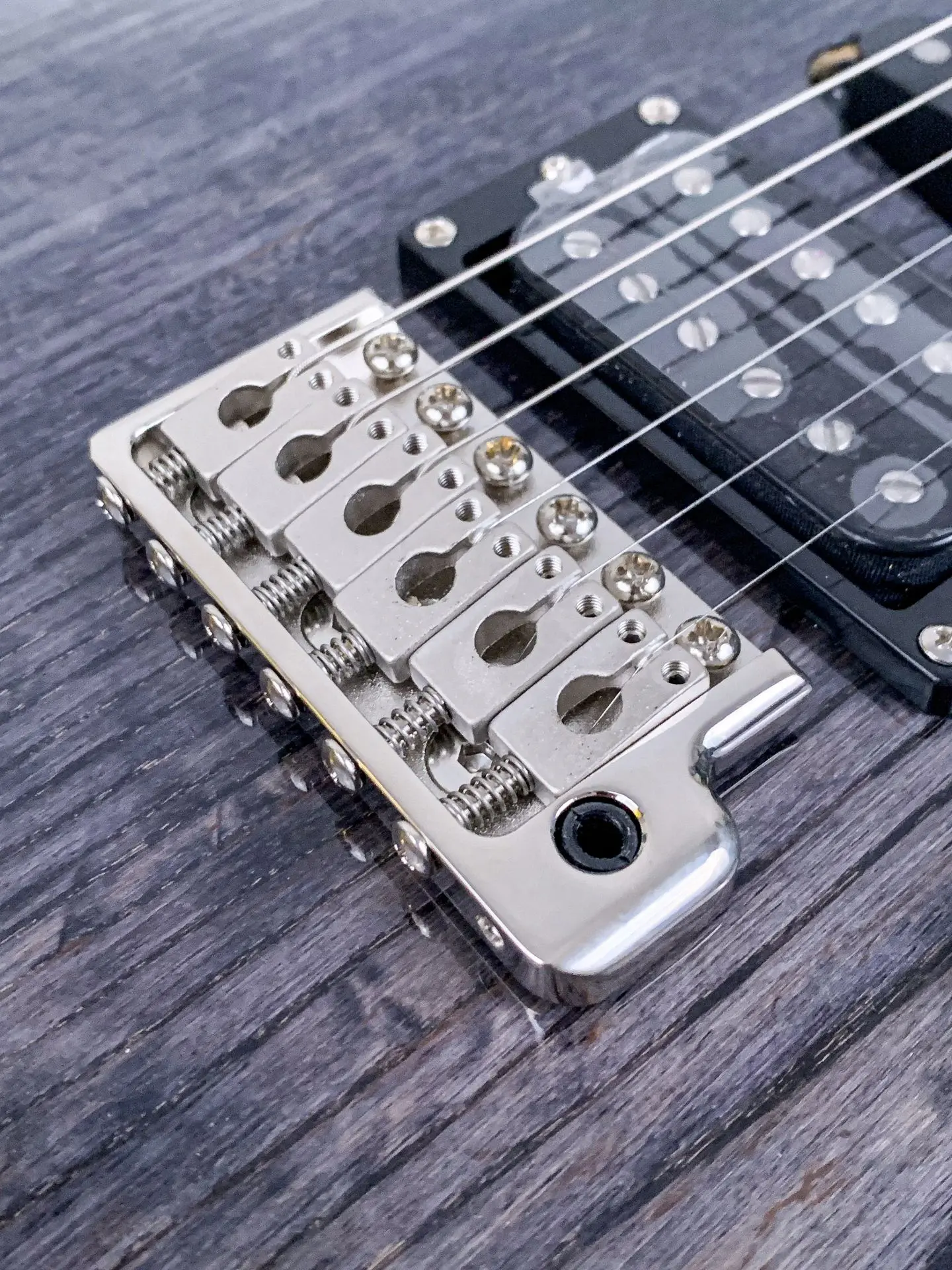https://www.thestring.nl/web/image/product.image/1833/image_1920/