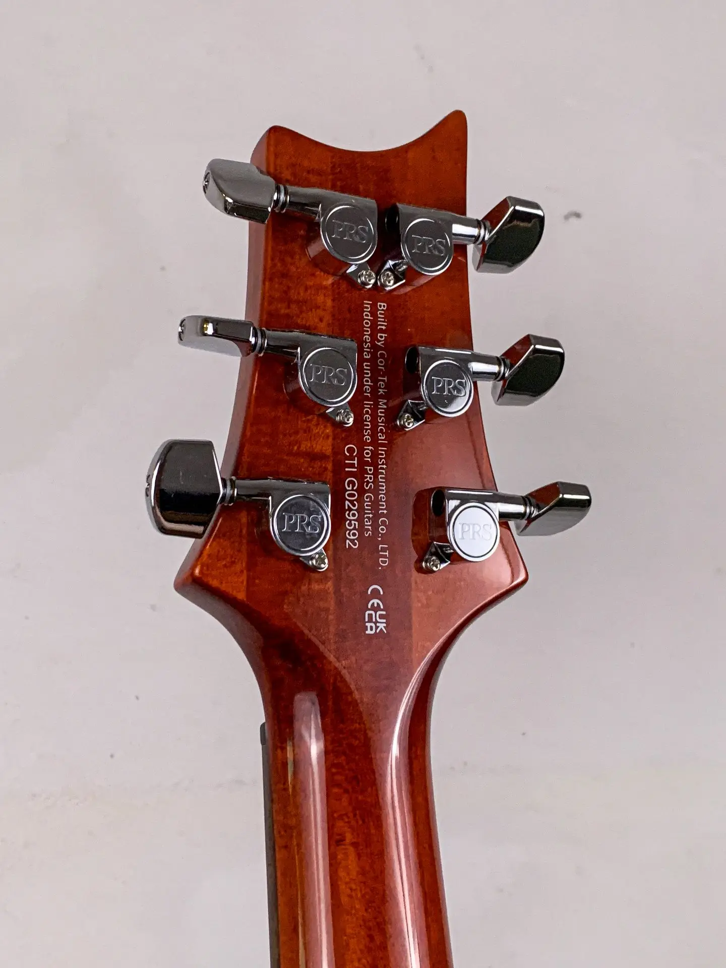 https://www.thestring.nl/web/image/product.image/1840/image_1920/