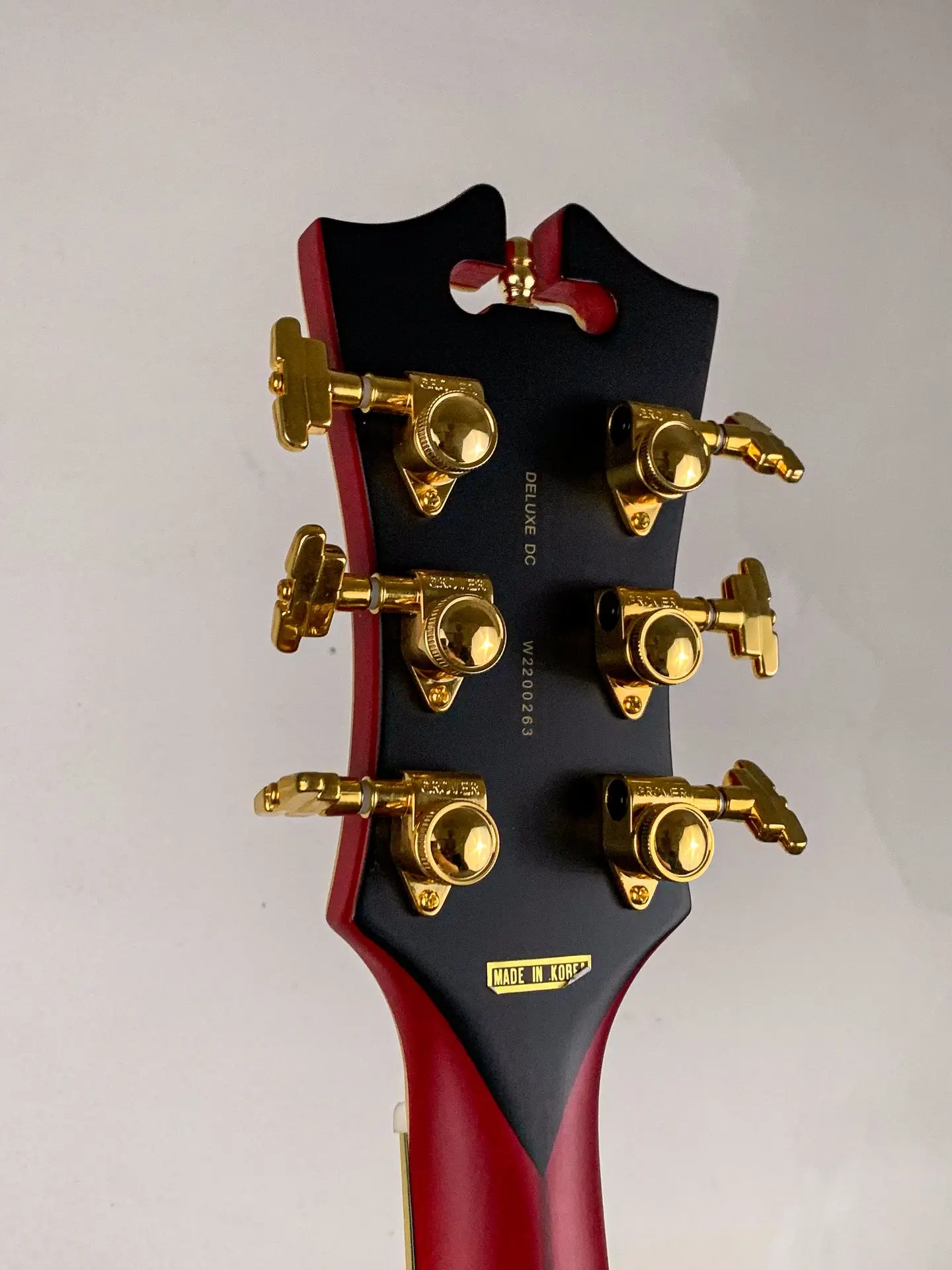 https://www.thestring.nl/web/image/product.image/1899/image_1920/