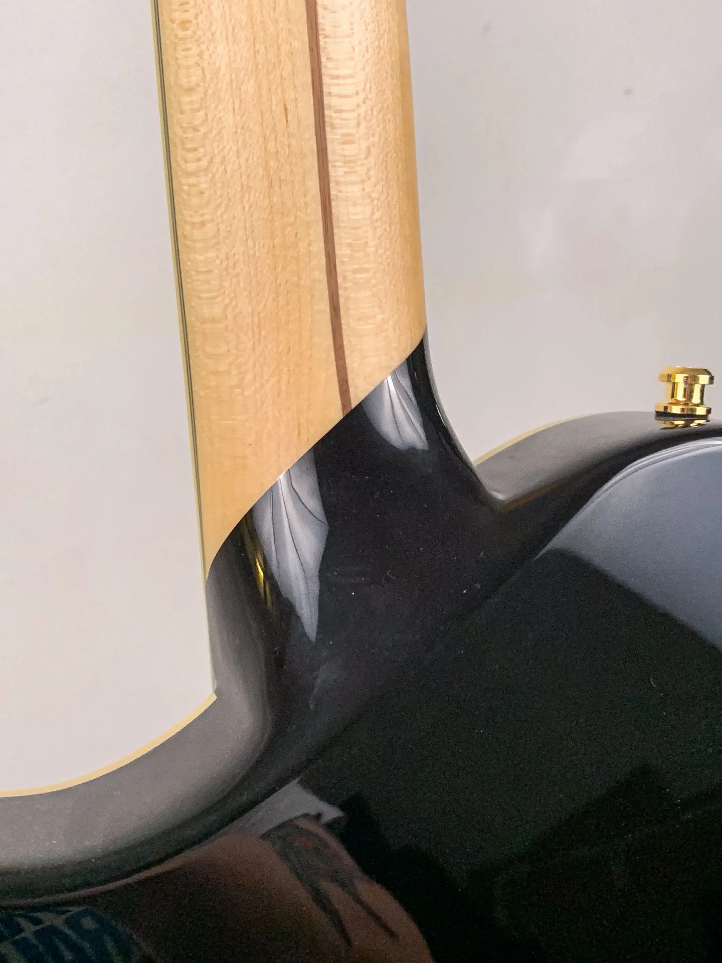 https://www.thestring.nl/web/image/product.image/1931/image_1920/
