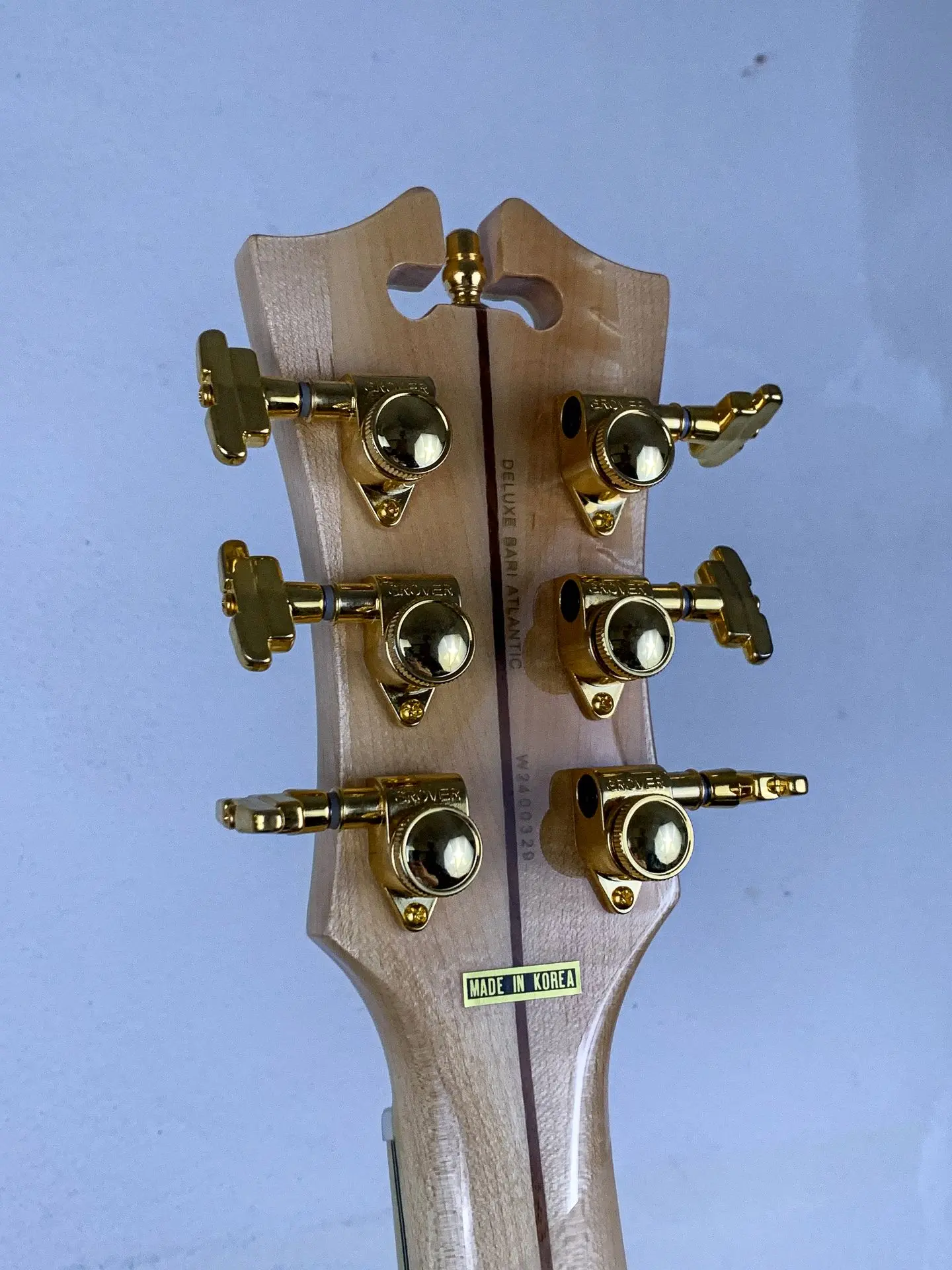 https://www.thestring.nl/web/image/product.image/1933/image_1920/
