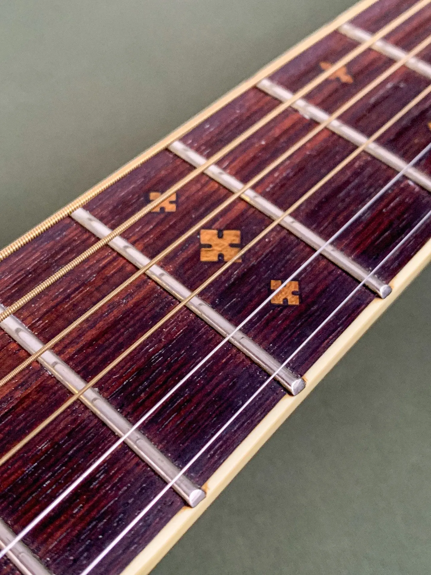 https://www.thestring.nl/web/image/product.image/1973/image_1920/
