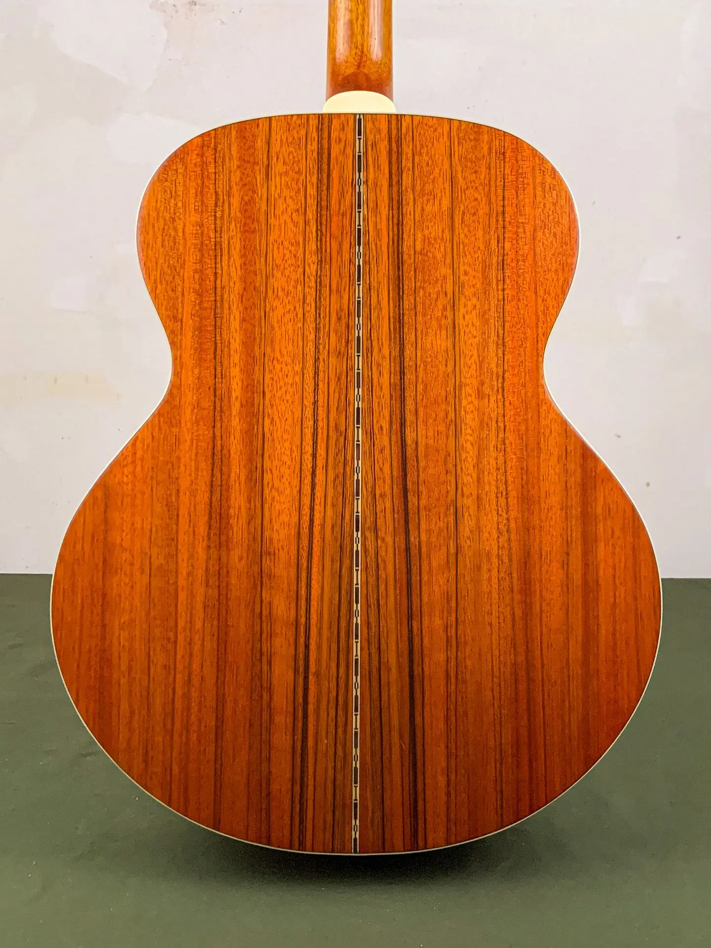 https://www.thestring.nl/web/image/product.image/1976/image_1920/