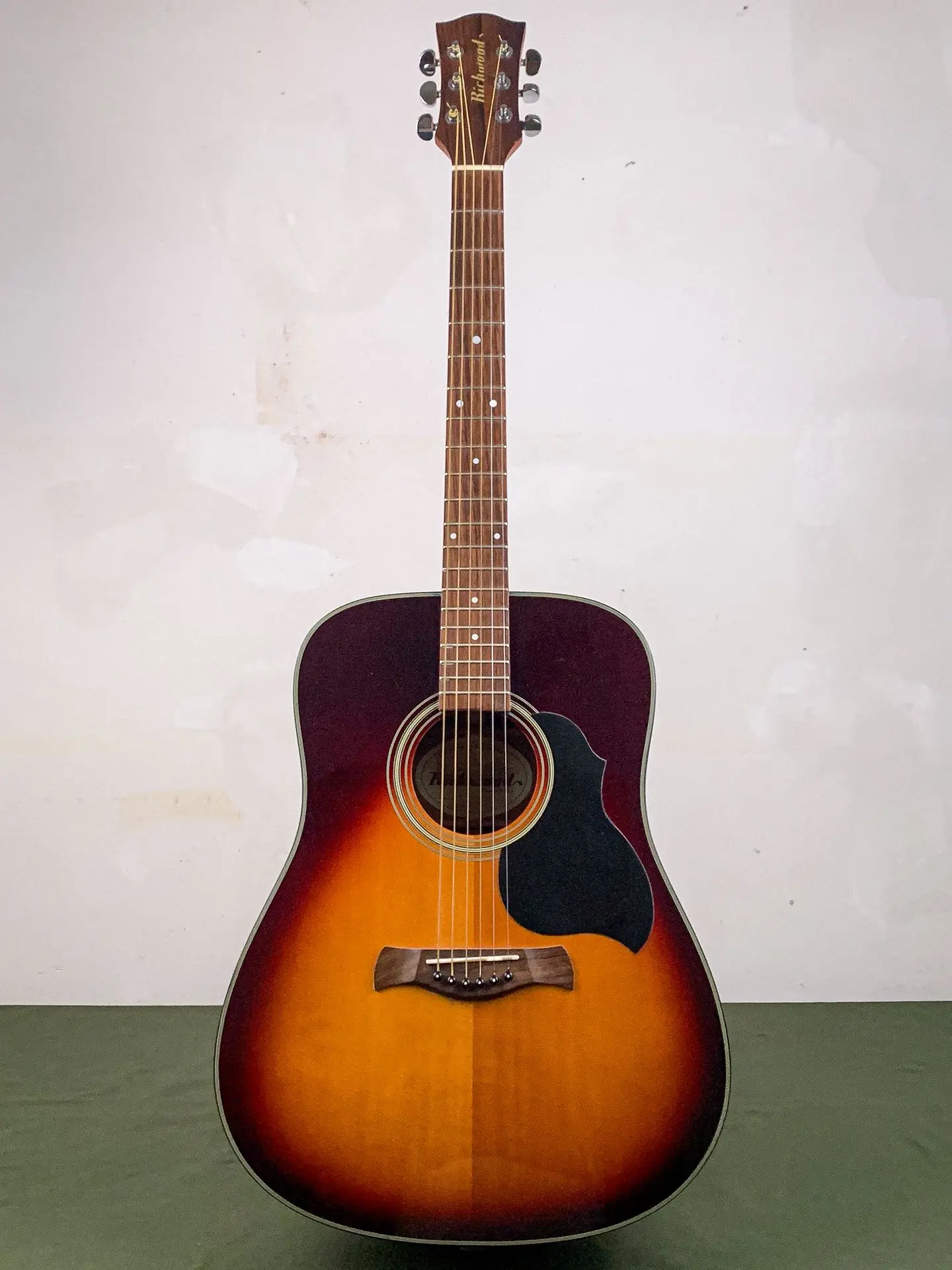 https://www.thestring.nl/web/image/product.image/1981/image_1920/