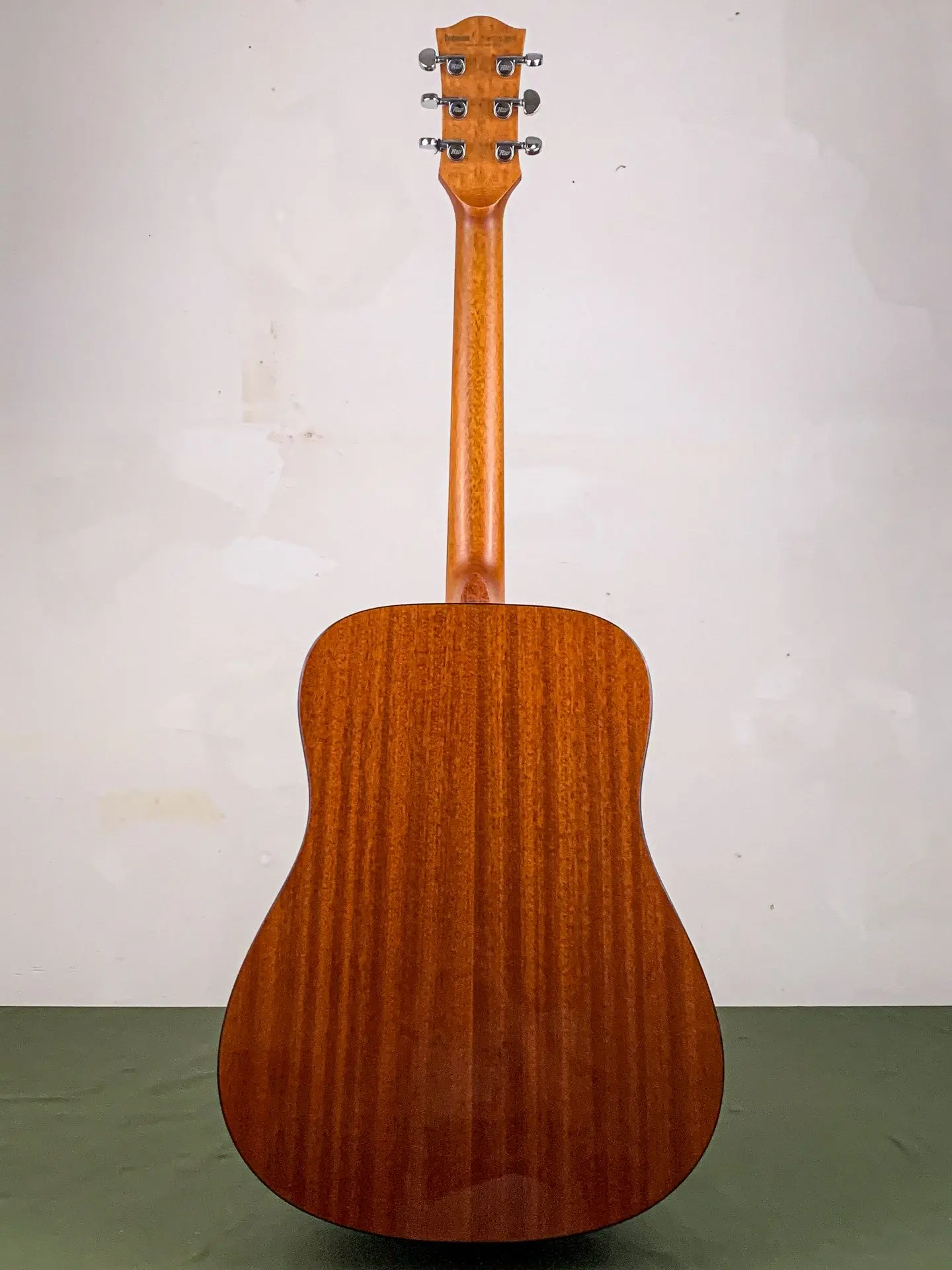 https://www.thestring.nl/web/image/product.image/1982/image_1920/