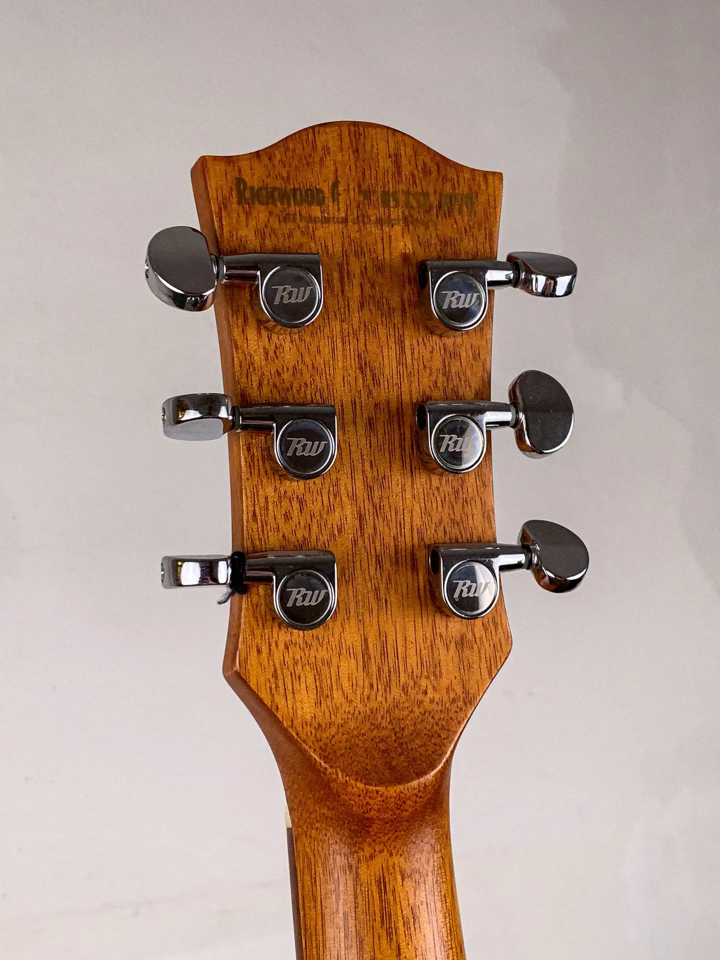https://www.thestring.nl/web/image/product.image/1984/image_1920/
