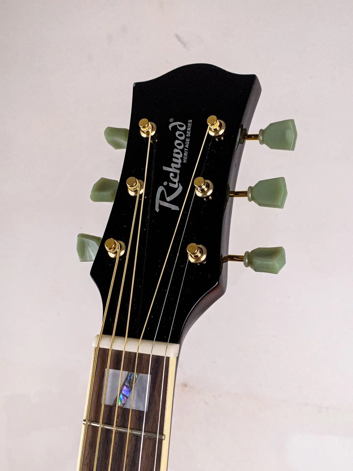https://www.thestring.nl/web/image/product.image/1994/image_1920/