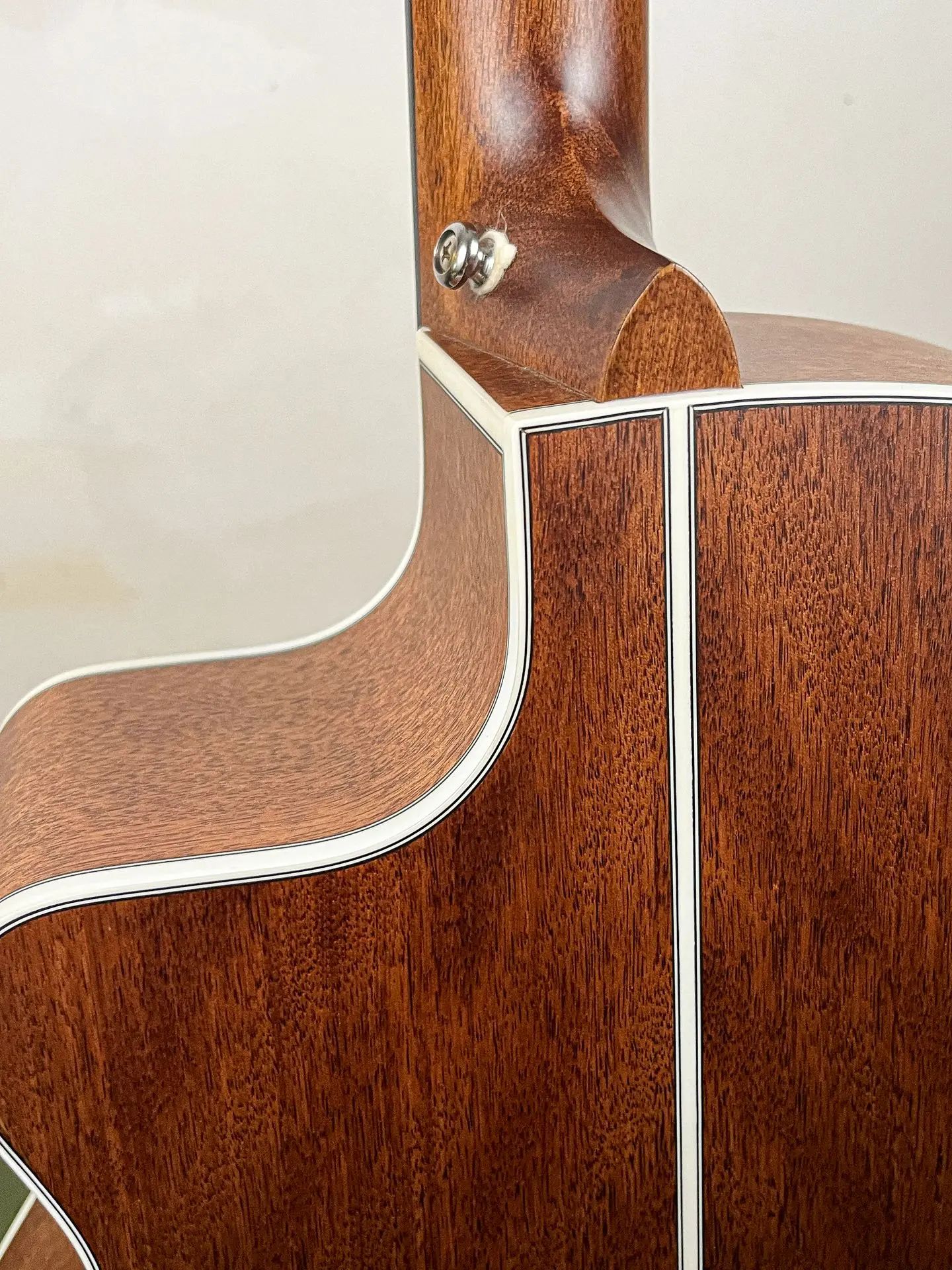 https://www.thestring.nl/web/image/product.image/2071/image_1920/