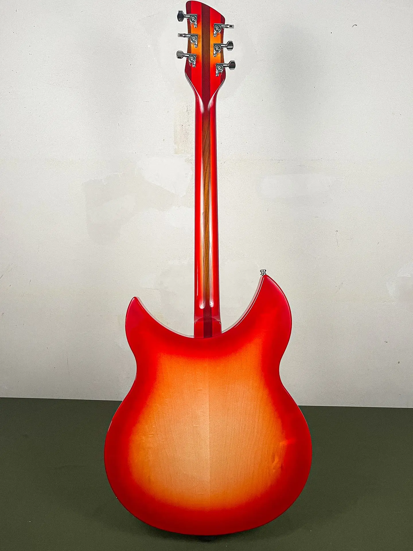 https://www.thestring.nl/web/image/product.image/2197/image_1920/