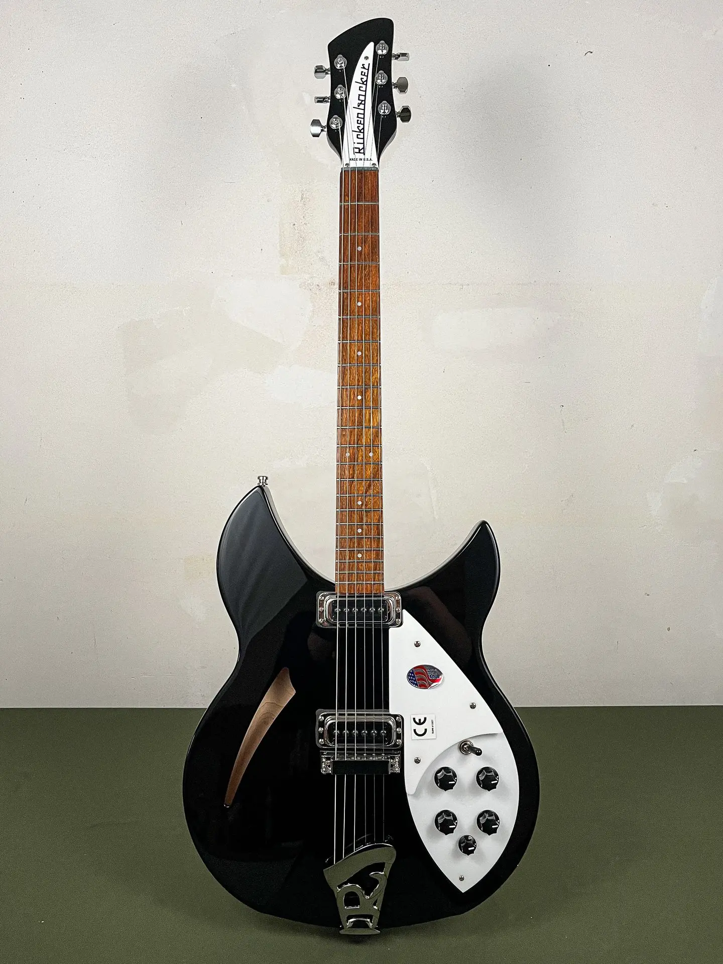 https://www.thestring.nl/web/image/product.image/2204/image_1920/