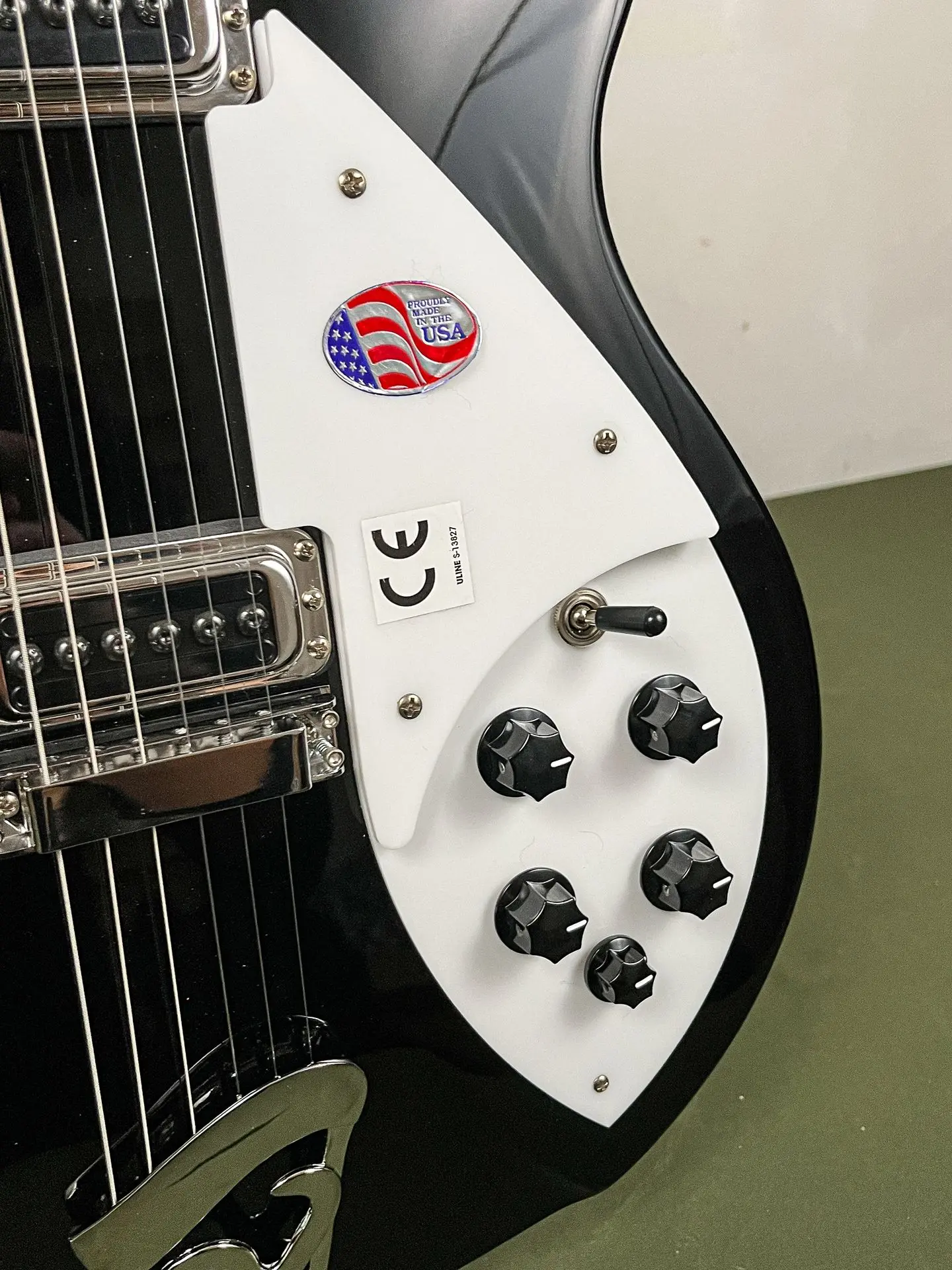 https://www.thestring.nl/web/image/product.image/2209/image_1920/