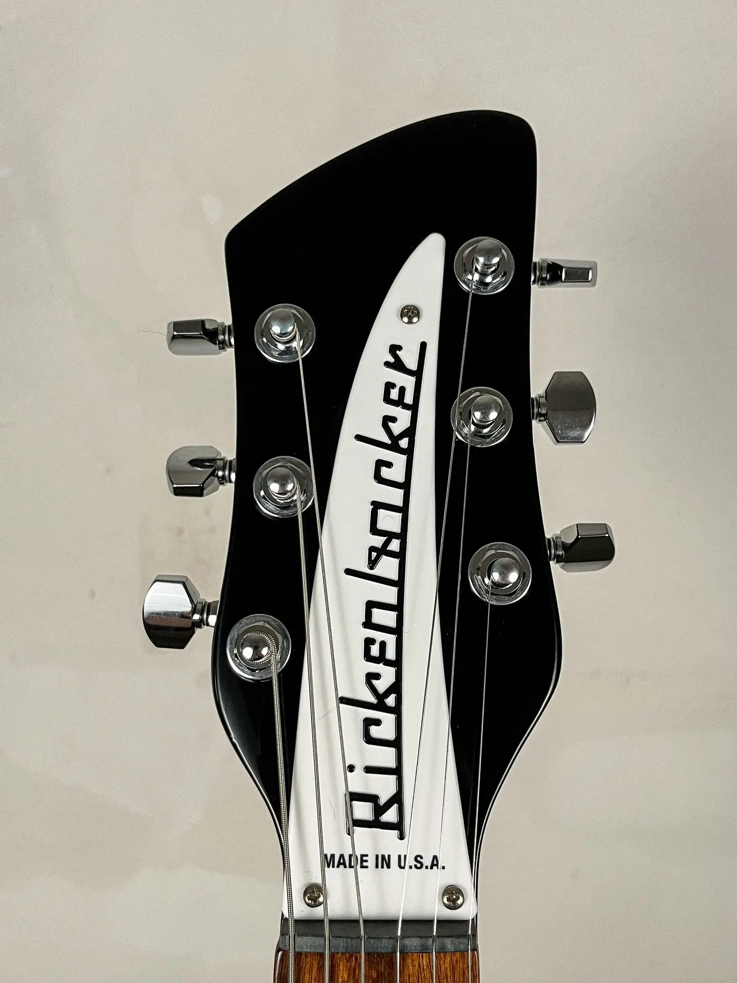 https://www.thestring.nl/web/image/product.image/2212/image_1920/