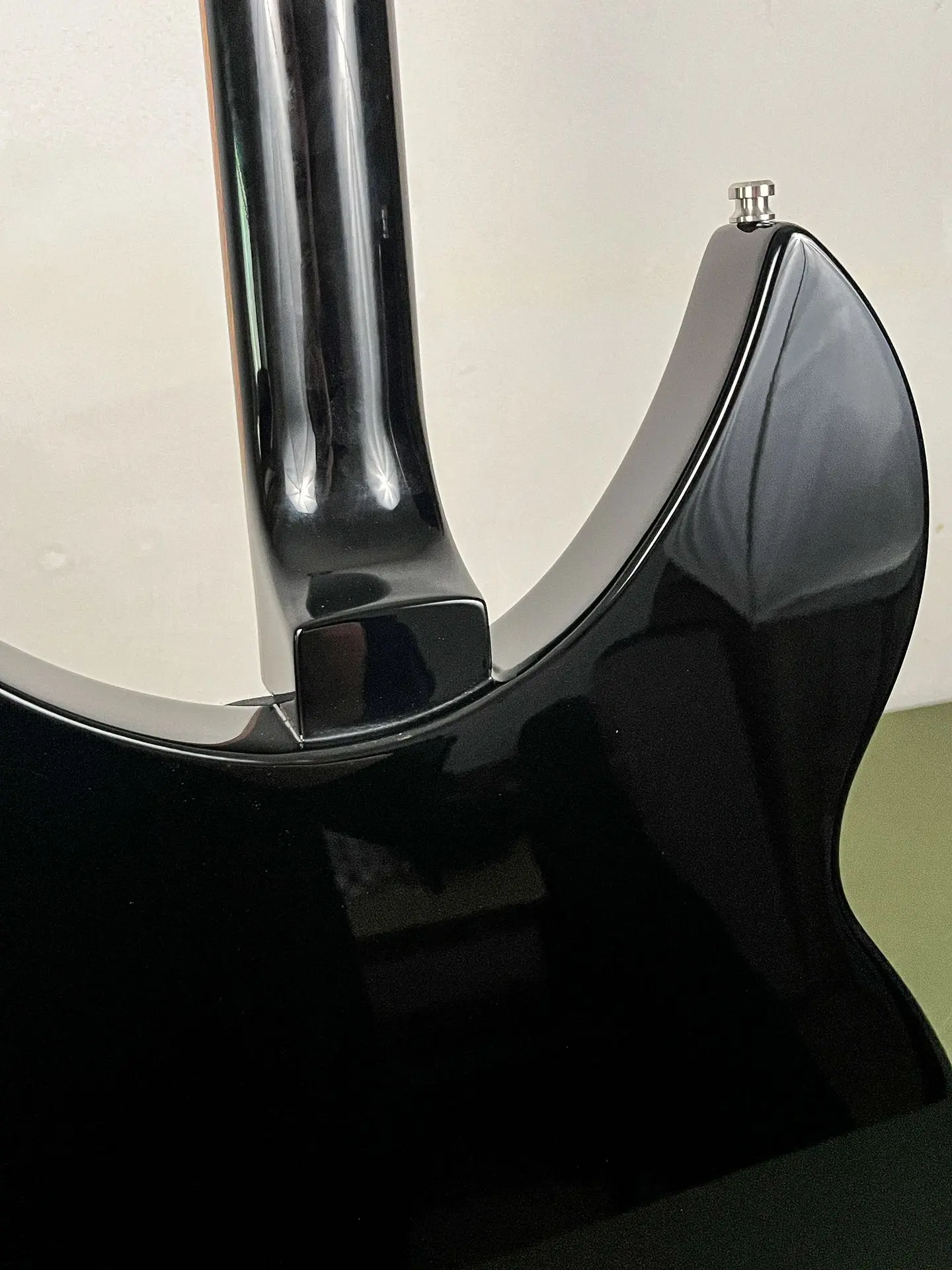 https://www.thestring.nl/web/image/product.image/2213/image_1920/