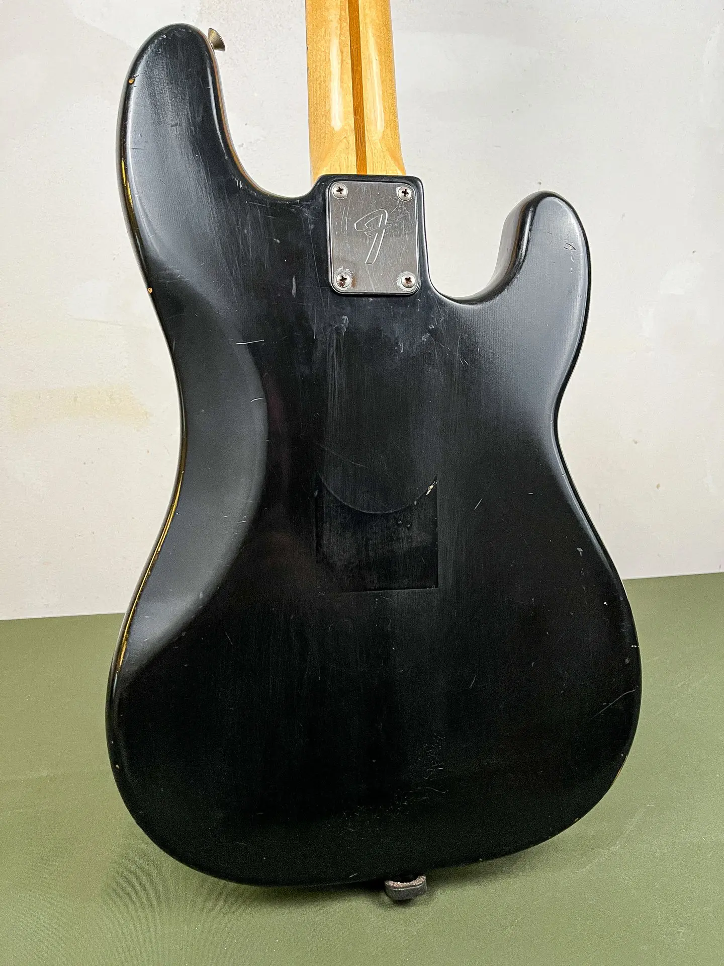 https://www.thestring.nl/web/image/product.image/2225/image_1920/